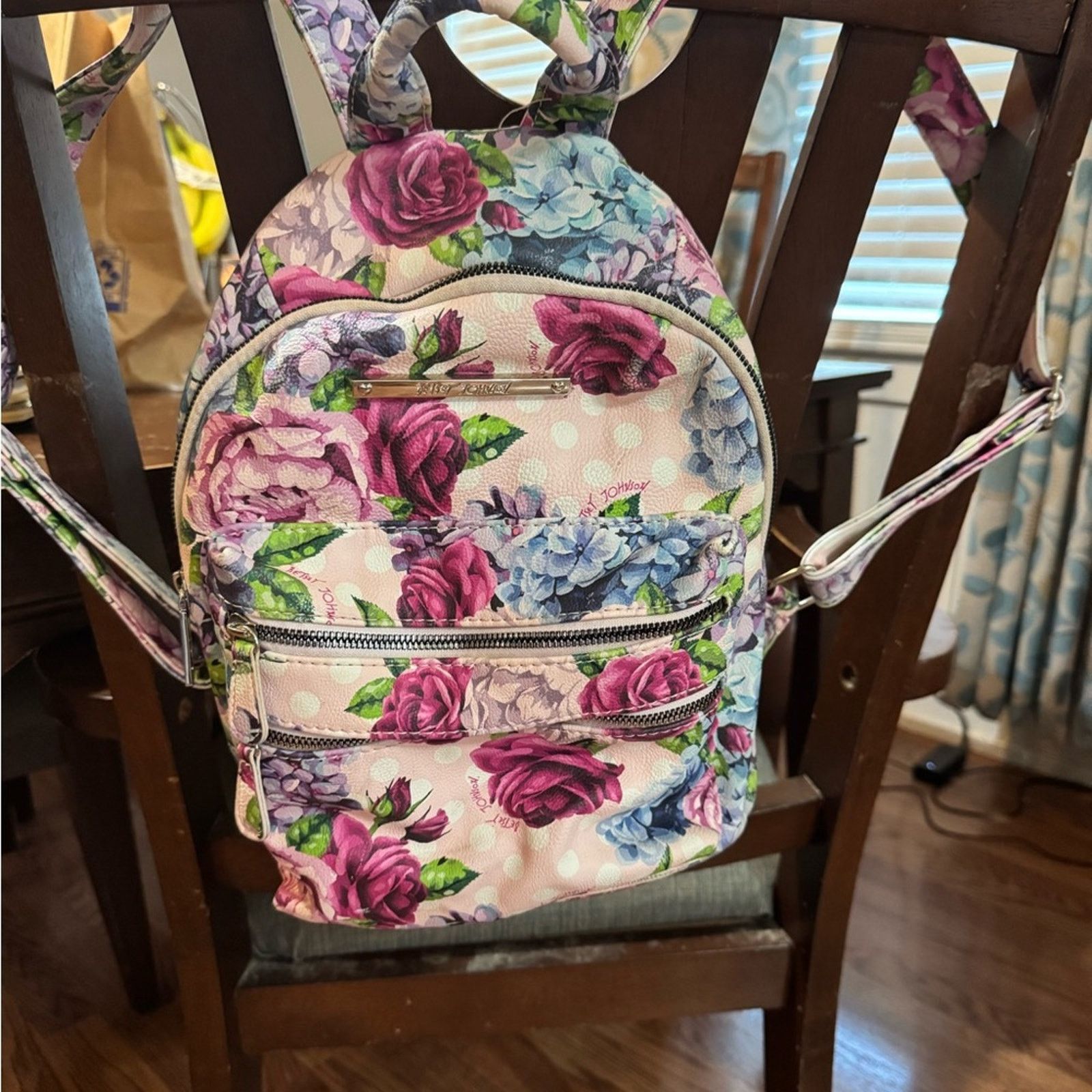 Betsey Johnson Betsey Johnson floral shabby chic mini backpack Size ONE SIZE - 1 Thumbnail