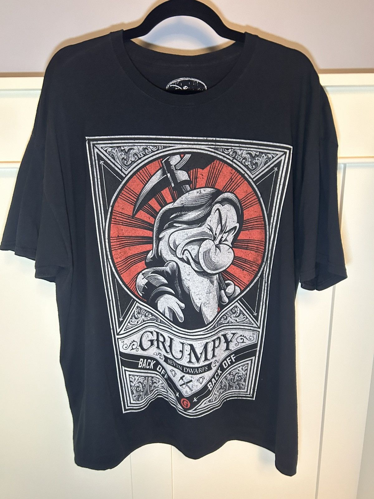 Disney Official Disney Grumpy dwarf “back off” T-shirt Size US XXL / EU 58 / 5 - 1 Thumbnail