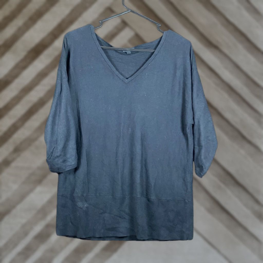 Talbots Talbots Womens Blouse Black V-Neck 3/4 Sleeve Oversized Large L Cotton Blend Jersey Rayon Spandex Knit Casual Workwear Formal Womens Size L / US 10 / IT 46 - 1 Thumbnail