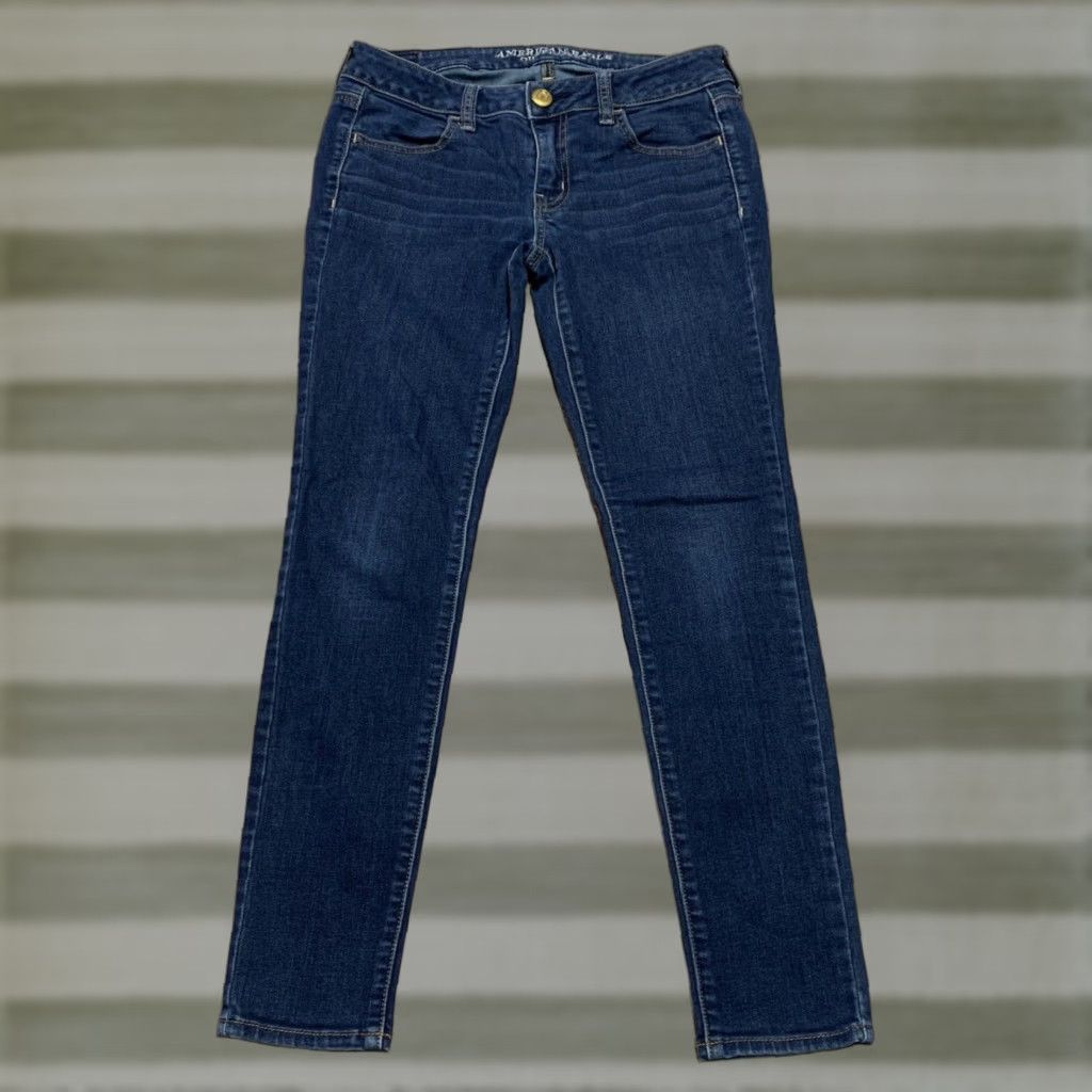 American Eagle Outfitters American Eagle Outfitters Jeans Jegging 29 X 26 Stretch size 2 Dark Wash Womens Slim Modern 90s Inspired Size 26" / US 2 / IT 38 - 1 Thumbnail