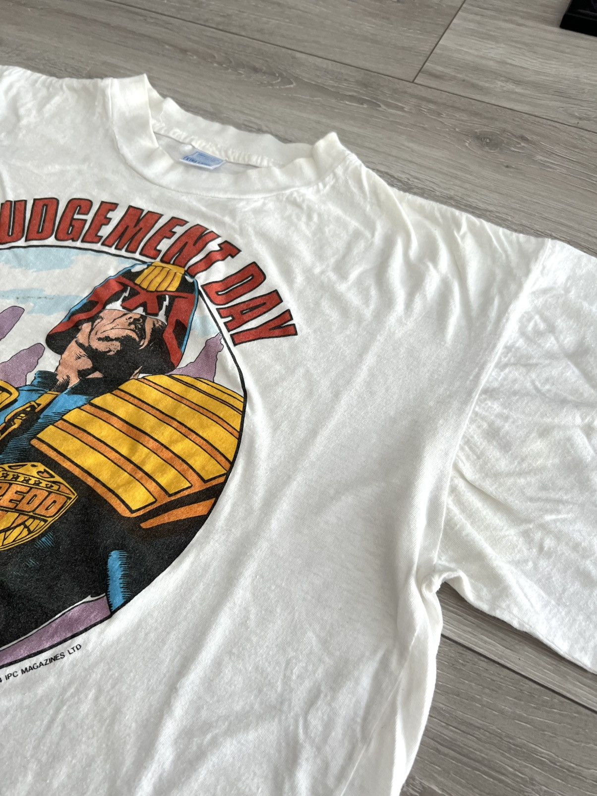 Vintage 1984 Judge Dredd Judgement Day Comic Anime T Shirt 80s Rare Size US XL / EU 56 / 4 - 5 Thumbnail