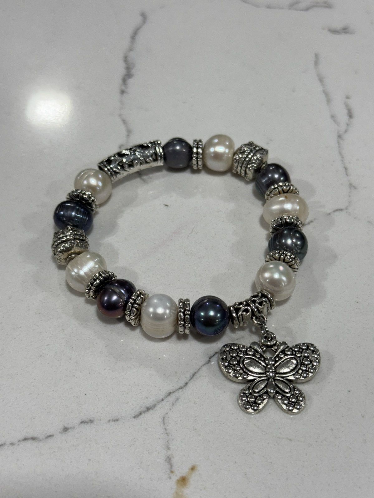 Jewelry Freshwater Pearl Bracelet Butterfly Charm Mixed Pearl Size ONE SIZE - 2 Thumbnail