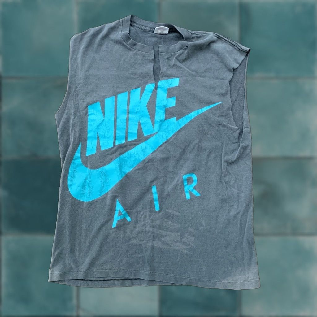 Nike VINTAGE Nike Air T Shirt 90s Gray Black Nike Air Vintage T Shirt Black Short Sleeve Crew Neck Mens L Pattern: Solid Size US L / EU 52-54 / 3 - 1 Thumbnail
