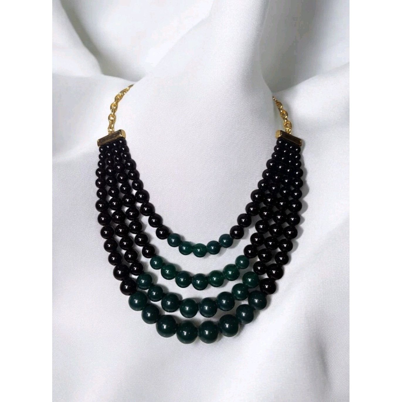 Vintage Vintage Liz Claiborne Beaded Multiple Strand Necklace Green Size ONE SIZE - 1 Thumbnail