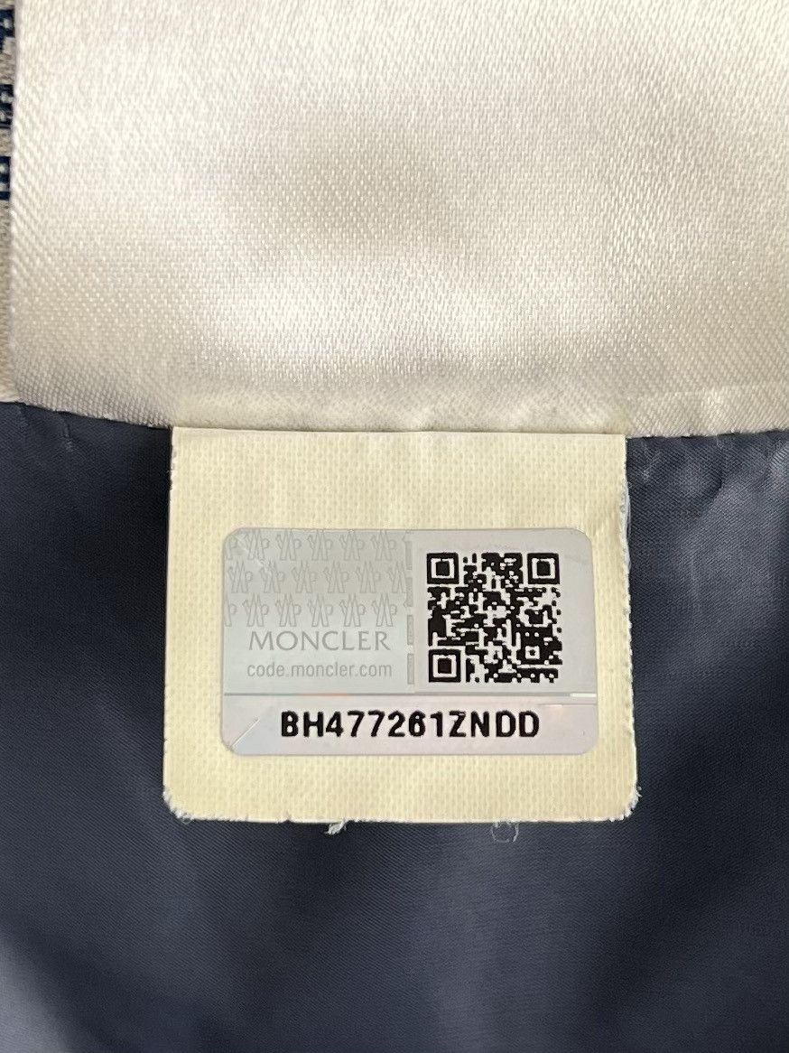 Moncler MONCLER Jacket Down Puffer BLAIS GIUBBOTTO Patch Logo Size US M / EU 48-50 / 2 - 17 Thumbnail