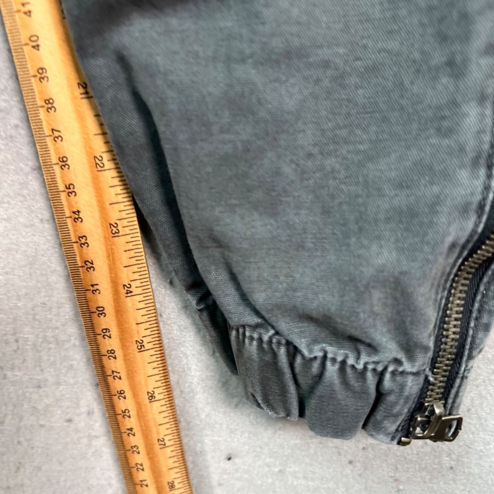 Gap Gap Mens Size Medium Gray Jogger Pants w/ Ankle Zip & Elastic Waist Size US 31 - 7 Thumbnail