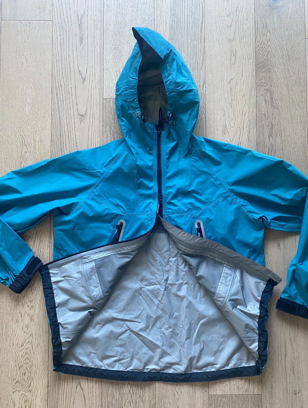 And Wander AndWander Loose Fit Rain Jacket Size US M / EU 48-50 / 2 - 11 Thumbnail