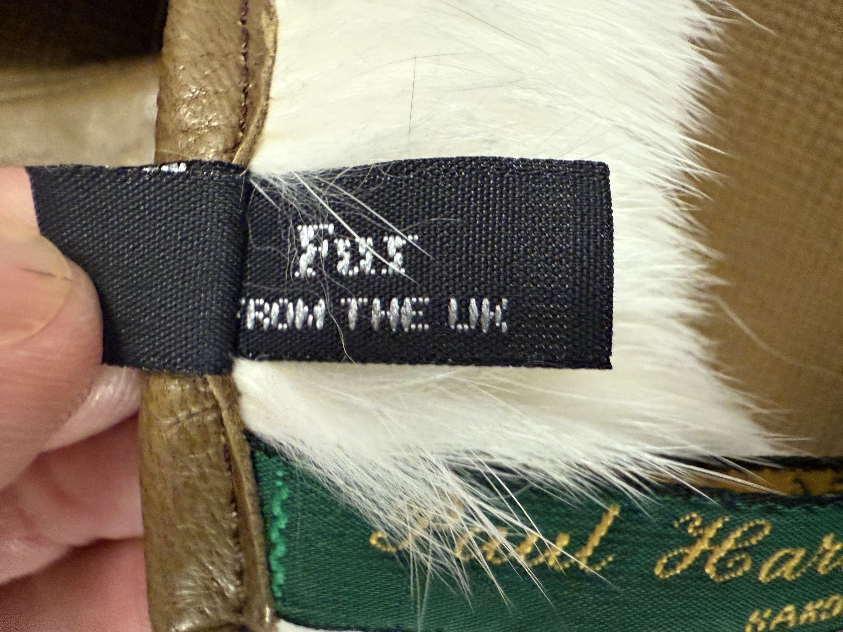 Paul Harnden Shoemakers PAUL HARNDEN SHOEMAKERS GLOVES IN SIZE 7 Size ONE SIZE - 8 Thumbnail
