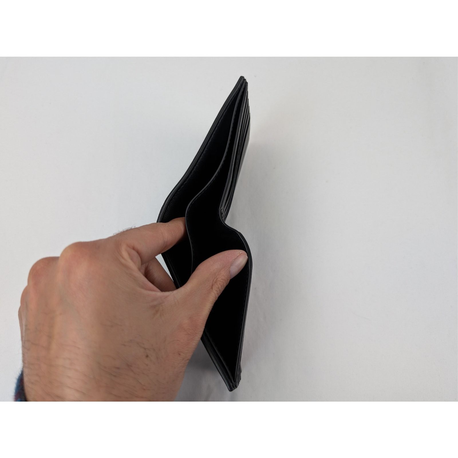 Bottega Veneta o1rshd1 Size: OS / Classic Leather Wallet in Black Size ONE SIZE - 9 Thumbnail