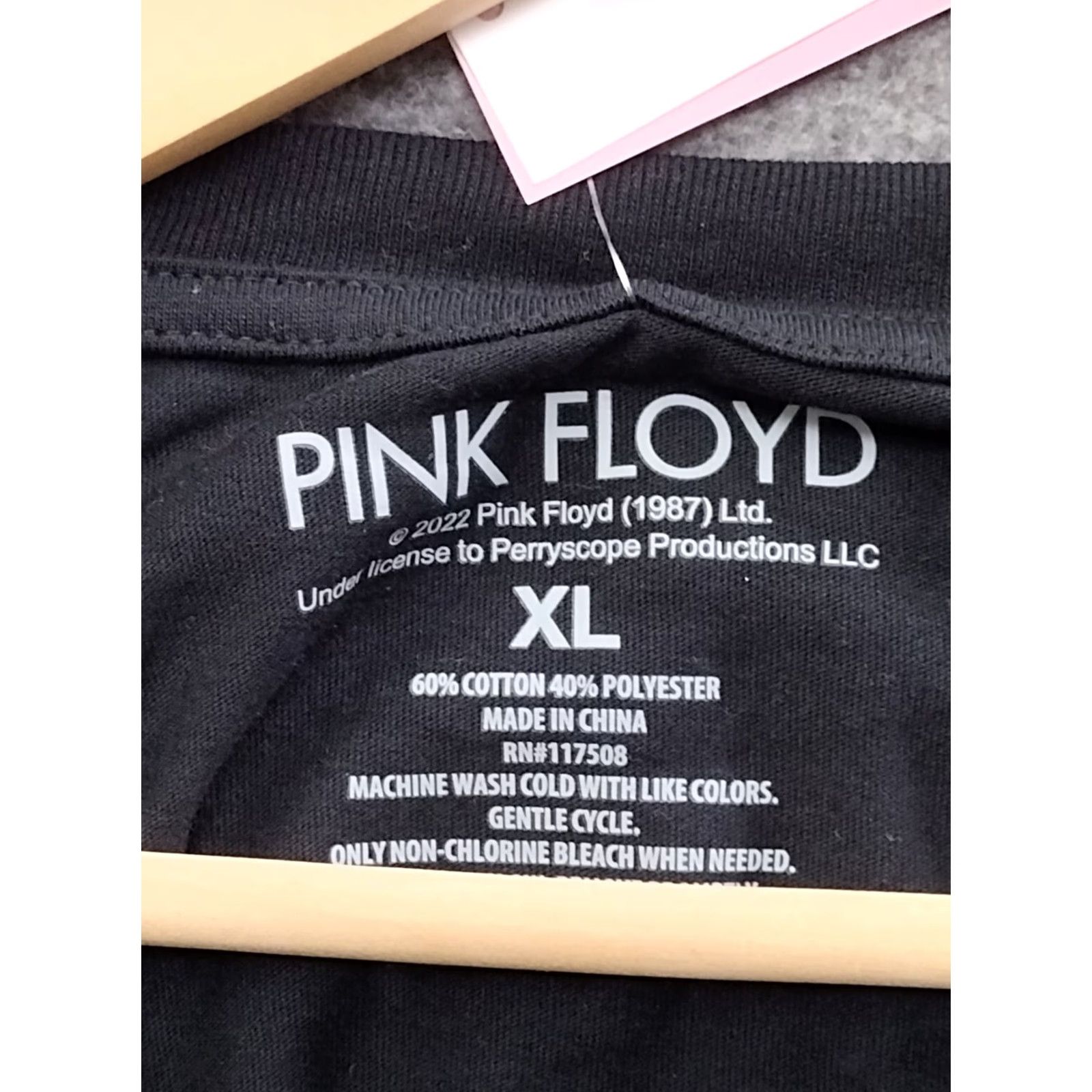 Vintage Pink Floyd Black Logo Short Sleeve Cropped T Shirt XL Womens Crew Neck Vintage No Size XL / US 12-14 / IT 48-50 - 6 Thumbnail