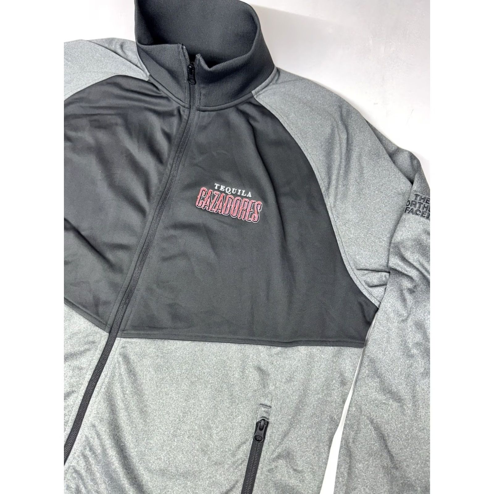 The North Face VINTAGE The North Face Track Jacket Tech Fleece Gray Full Zip Pockets Mens XL Cazadores Size US XL / EU 56 / 4 - 2 Thumbnail