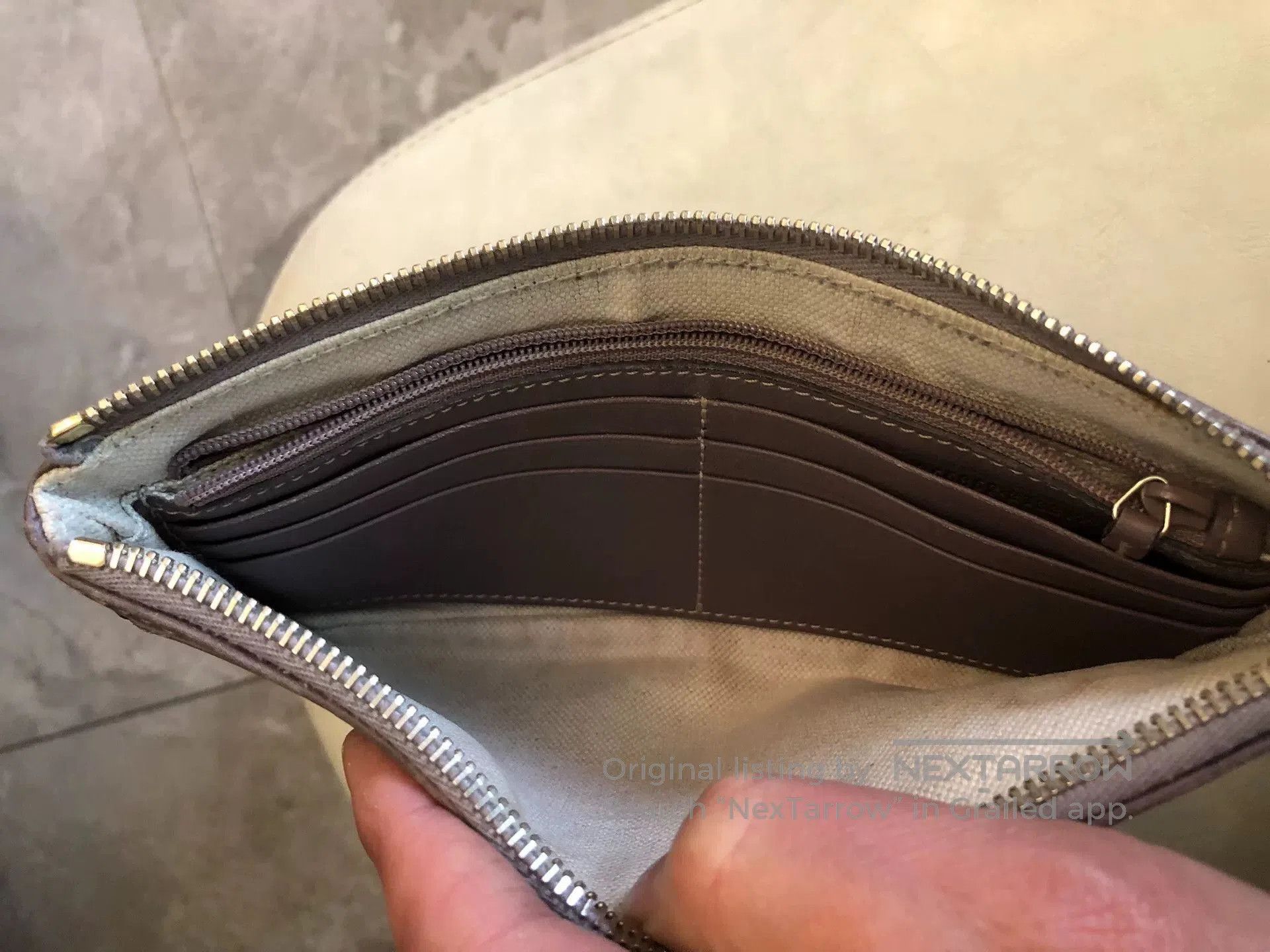 Gucci Gucci Leather Clutch Wristlet Bag. Size ONE SIZE - 7 Thumbnail
