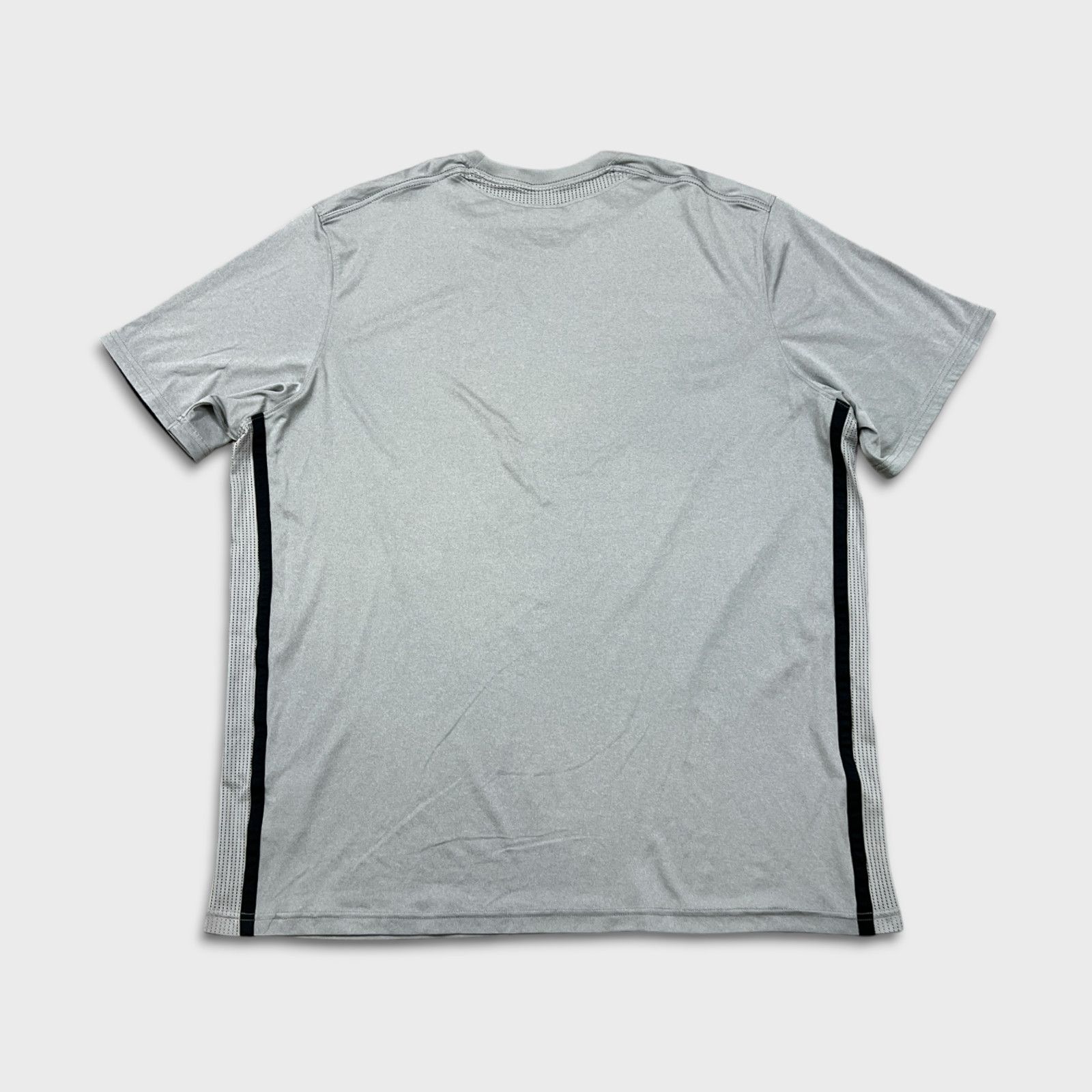 Nike × Vintage Nike Sports T Shirt Dri Fit Swoosh Athletic Short Sleeve Tee Size US XXL / EU 58 / 5 - 5 Thumbnail