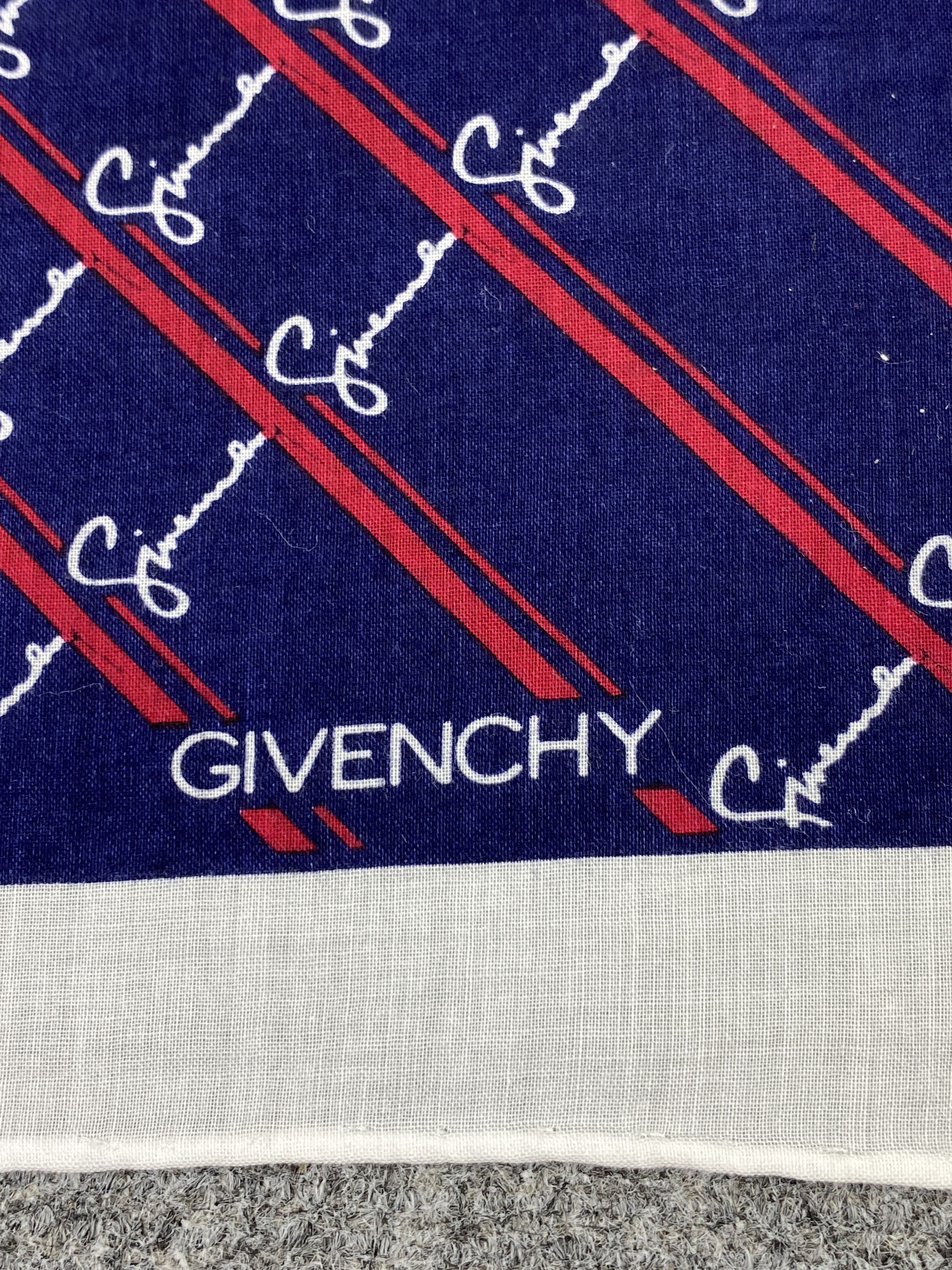 Givenchy Vintage Givenchy Handkerchief / Neckerchief KT0183 Size ONE SIZE - 7 Thumbnail