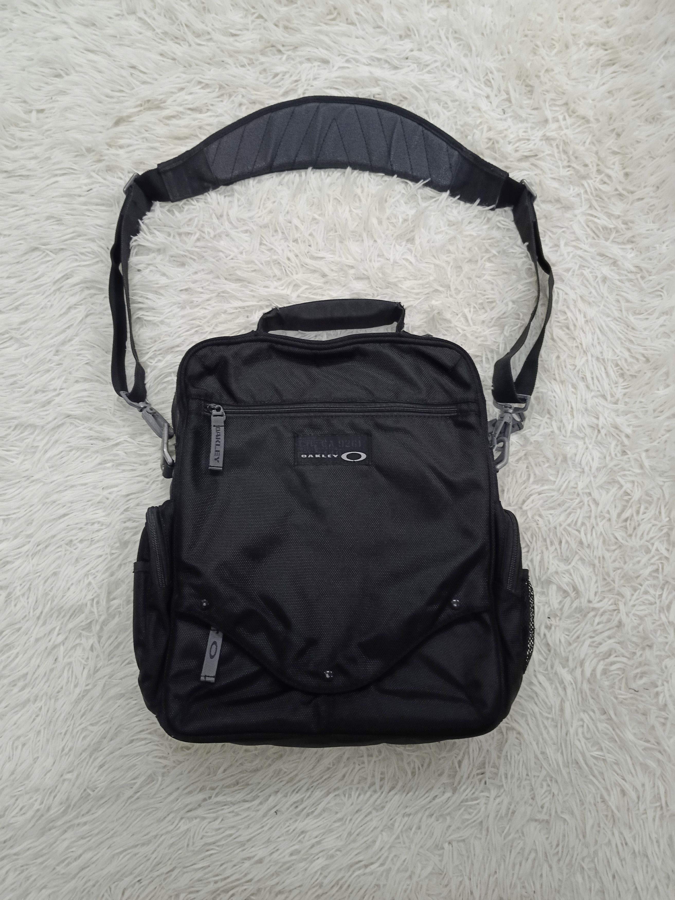 Oakley × Vintage OAKLEY BLACK VERTICAL MASENGGER Size ONE SIZE - 3 Thumbnail