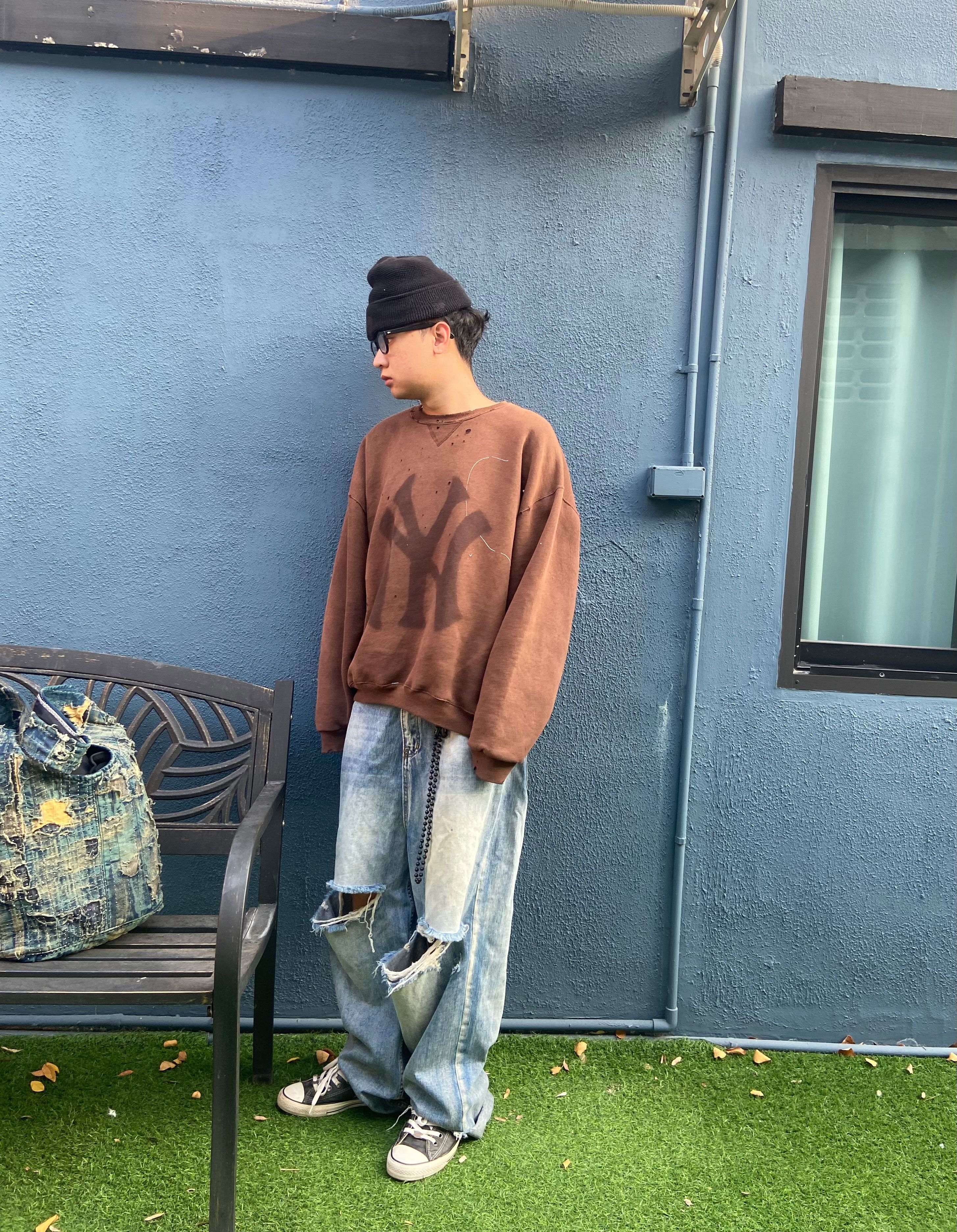 Vintage RUSSELL FADED DISTRESSED THRASHED CREWNECK Size US XL / EU 56 / 4 - 12 Thumbnail