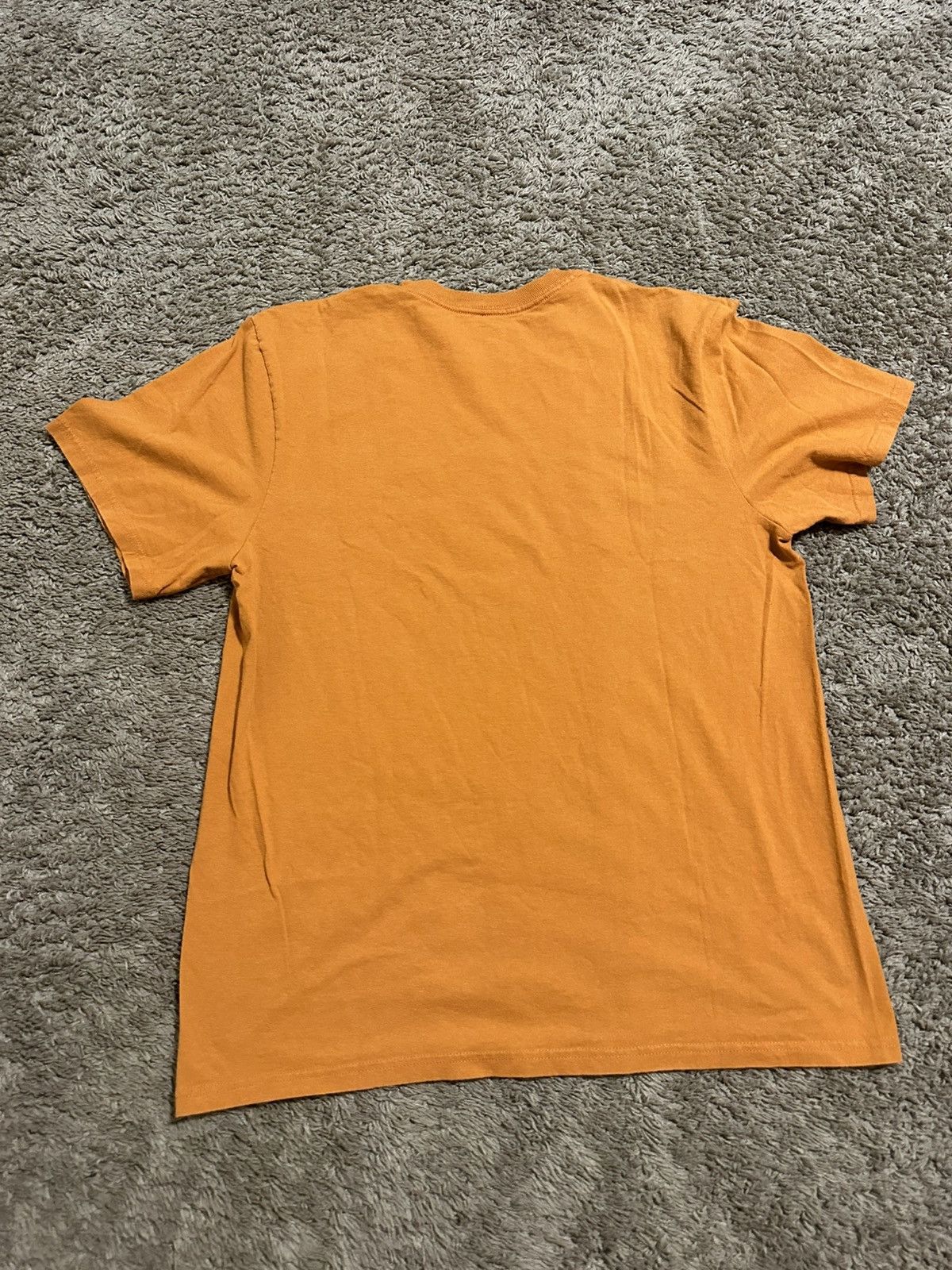 NCAA Vintage Texas Longhorns “big logo” shirt 00s size large Size US L / EU 52-54 / 3 - 6 Thumbnail