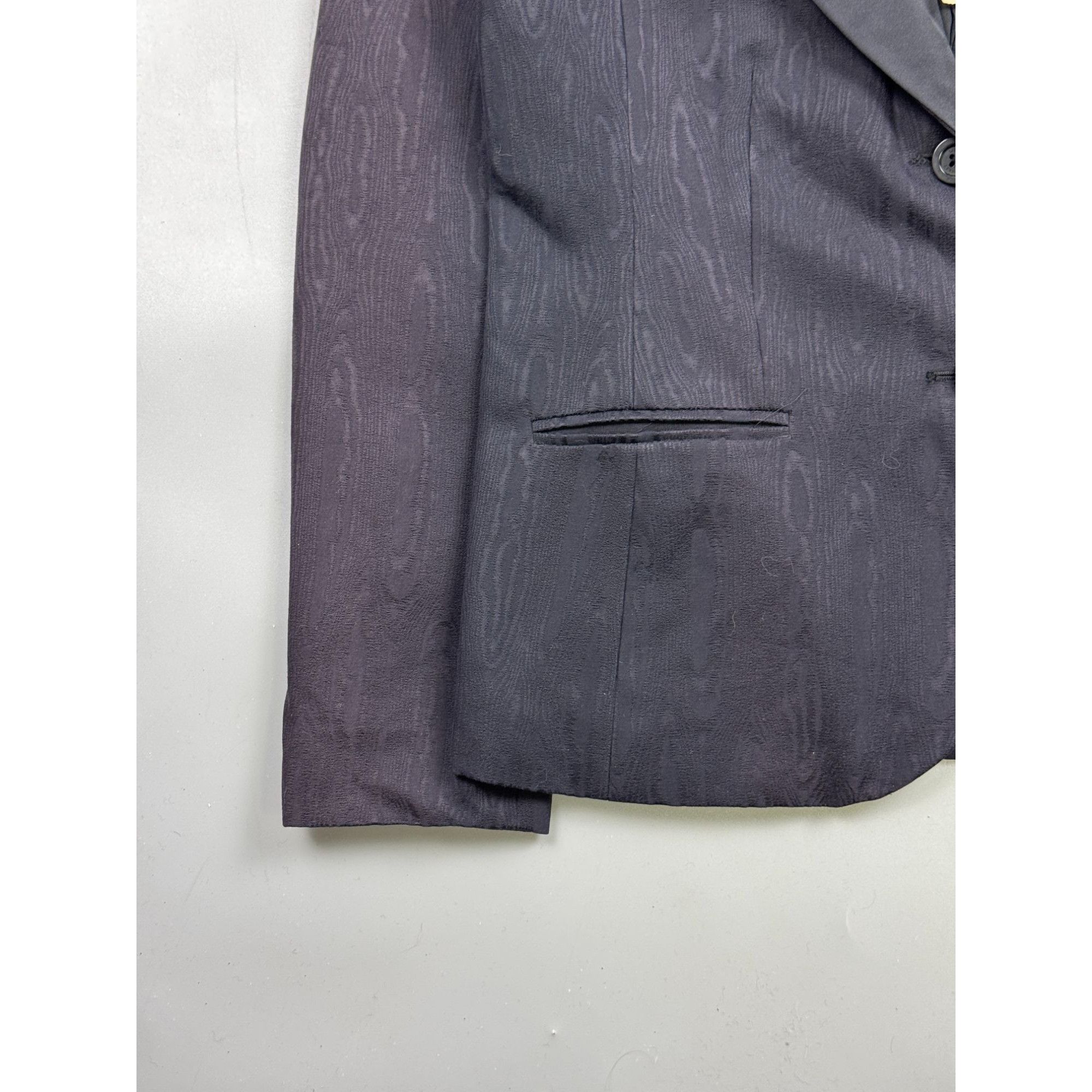 Burberry Burberry Peak Lapel 2 Button Blazer (Y1227) Size L / US 10 / IT 46 - 2 Thumbnail