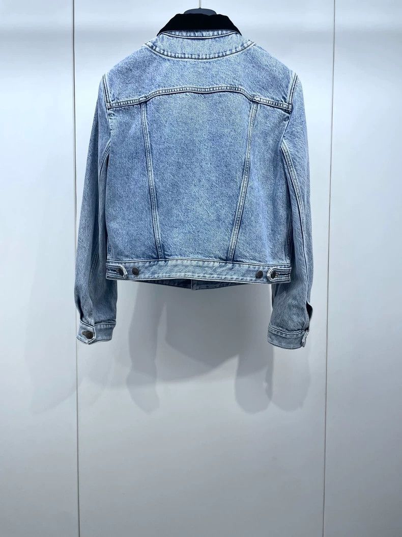 Louis Vuitton Louis Vuitton 24 Early Spring Velvet Lapel Denim Jacket 250 Size XS / US 0-2 / IT 36-38 - 2 Thumbnail