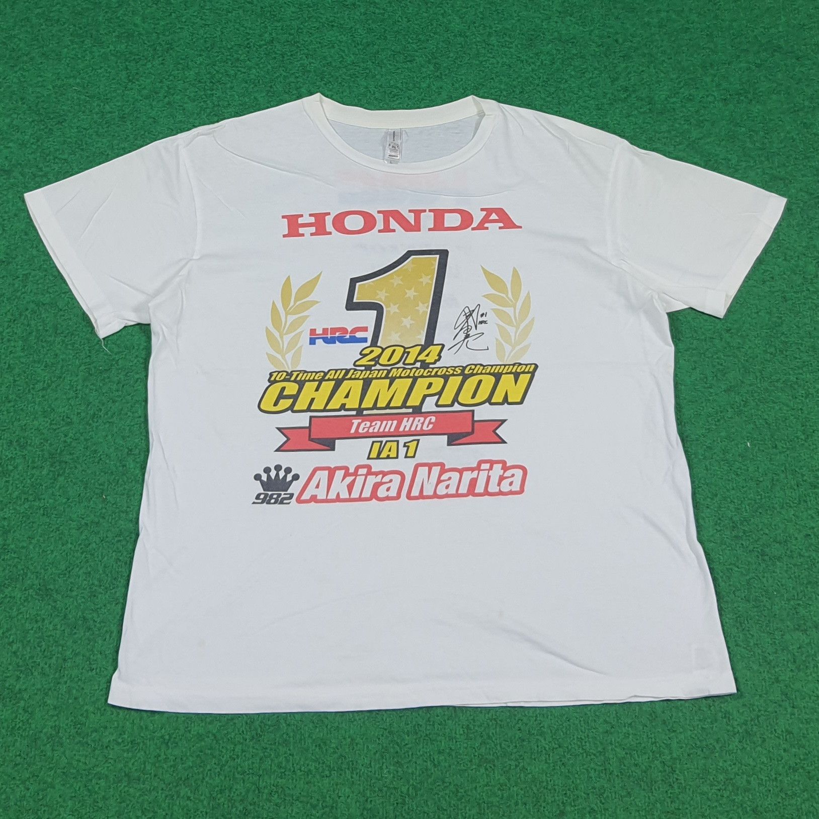 Honda Vintage Akira Narita Honda HRC Racing Tshirt C294N18 Size US L / EU 52-54 / 3 - 1 Thumbnail
