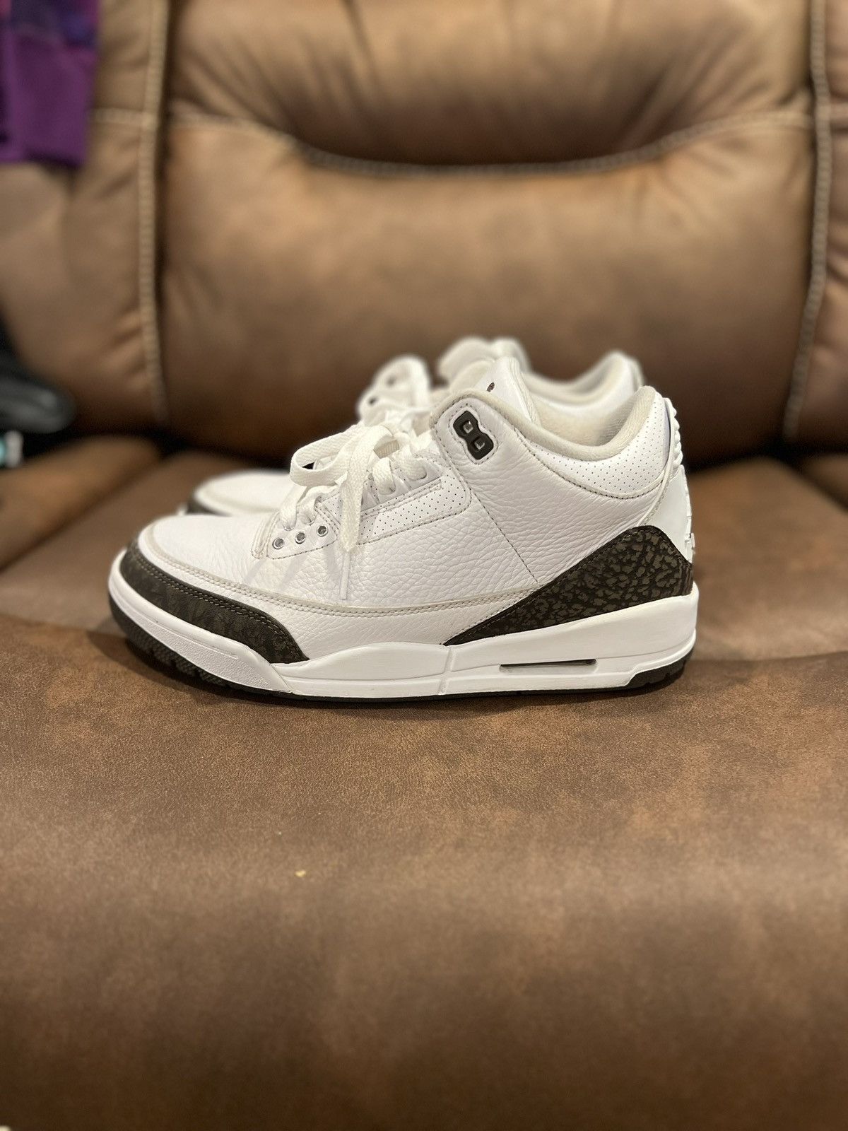 Pre-owned Jordan Nike Jordan 3 Retro Mocha (2018) Shoes In White