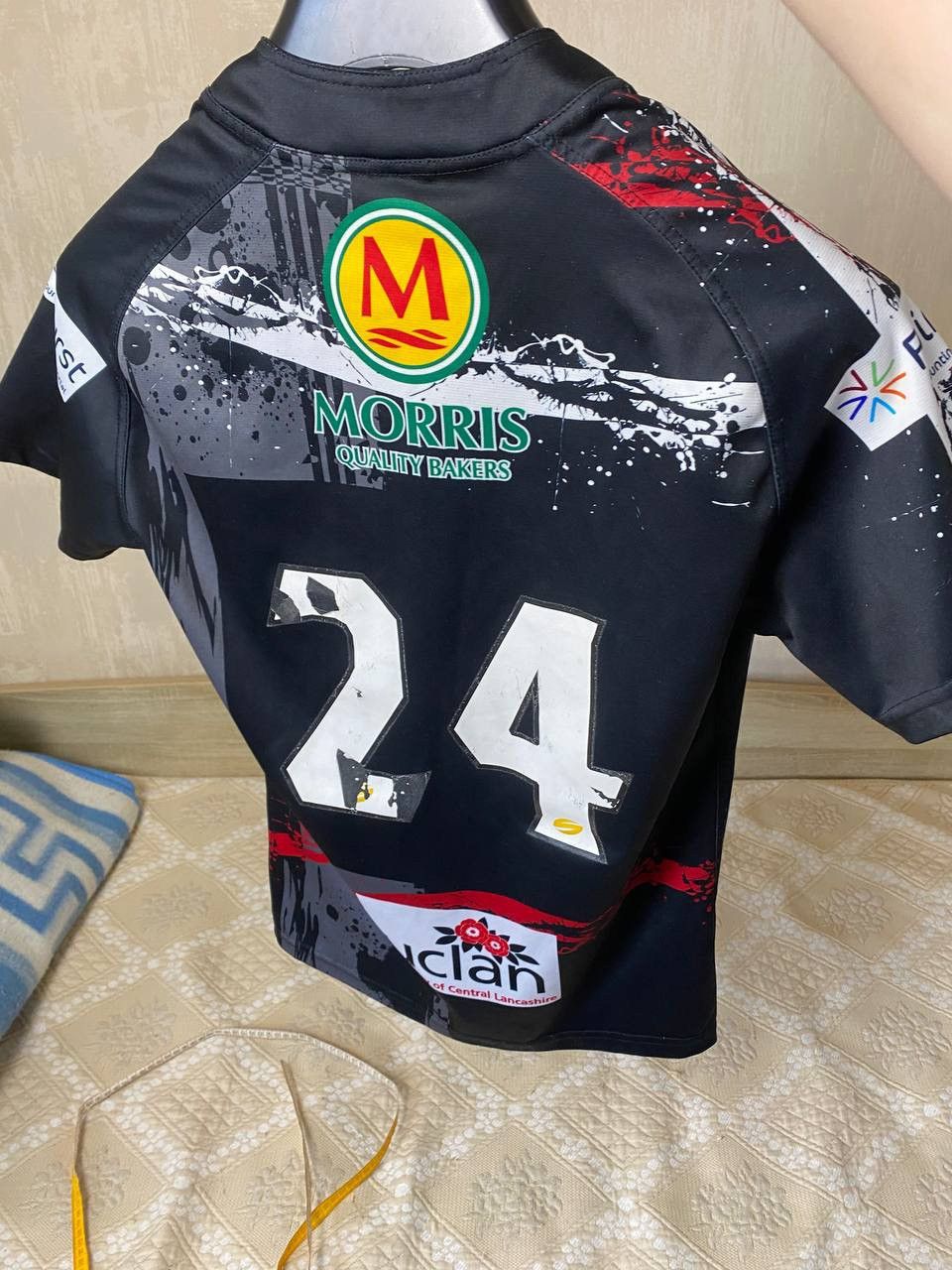 Errea 🔥 Wigan Warriors England Rugby Team Jersey T Shirt Size US S / EU 44-46 / 1 - 6 Thumbnail