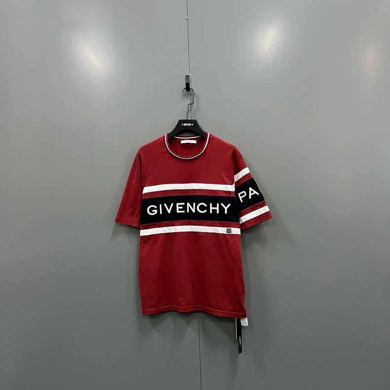 Givenchy Givenchy Patchwork Logo Short Sleeve, Size XL Size US XL / EU 56 / 4 - 1 Thumbnail