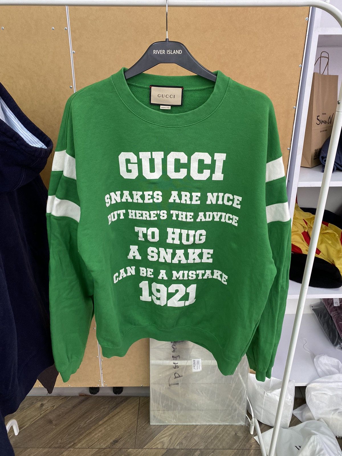 Gucci Gucci To Hug A snake sweatshirt Size US M / EU 48-50 / 2 - 3 Thumbnail
