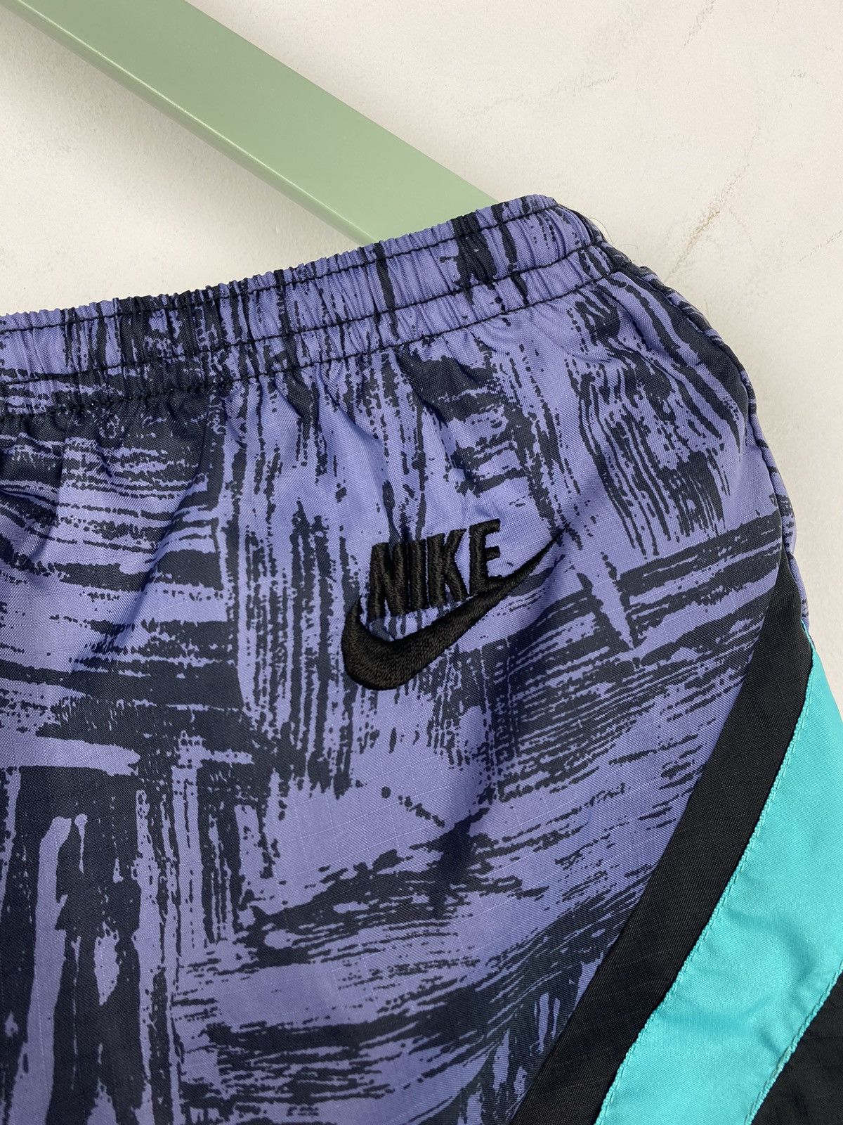 Nike Vintage Nike Running Shorts 90s Challenge Court Adidas Size US 32 / EU 48 - 2 Thumbnail