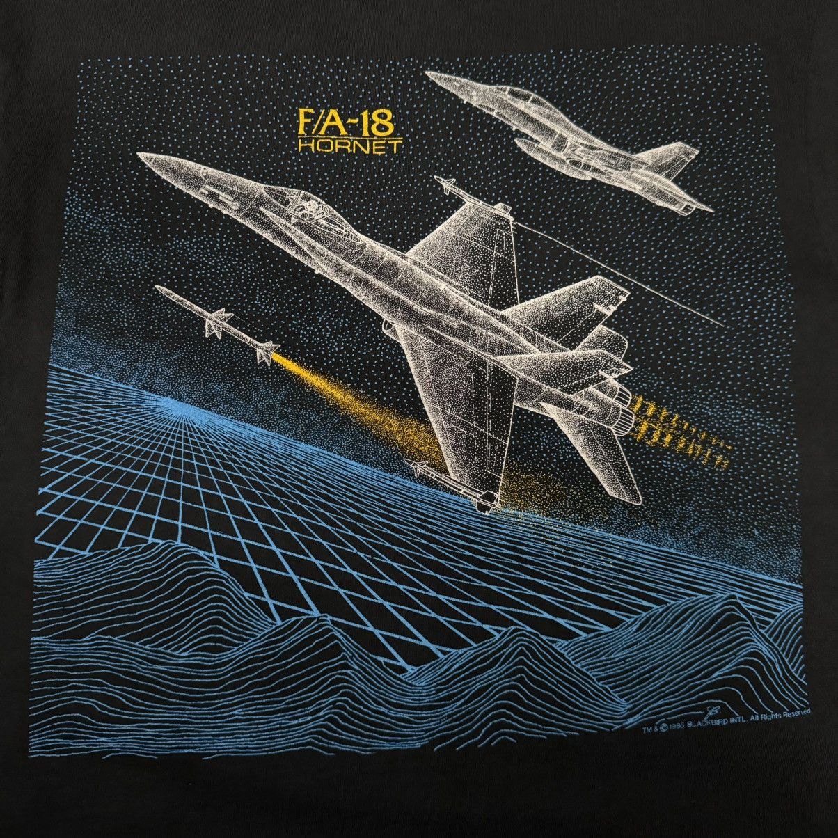 Hanes Vintage 80s FA-18 Hornet Blackbird Tee Shirt Size US L / EU 52-54 / 3 - 8 Thumbnail