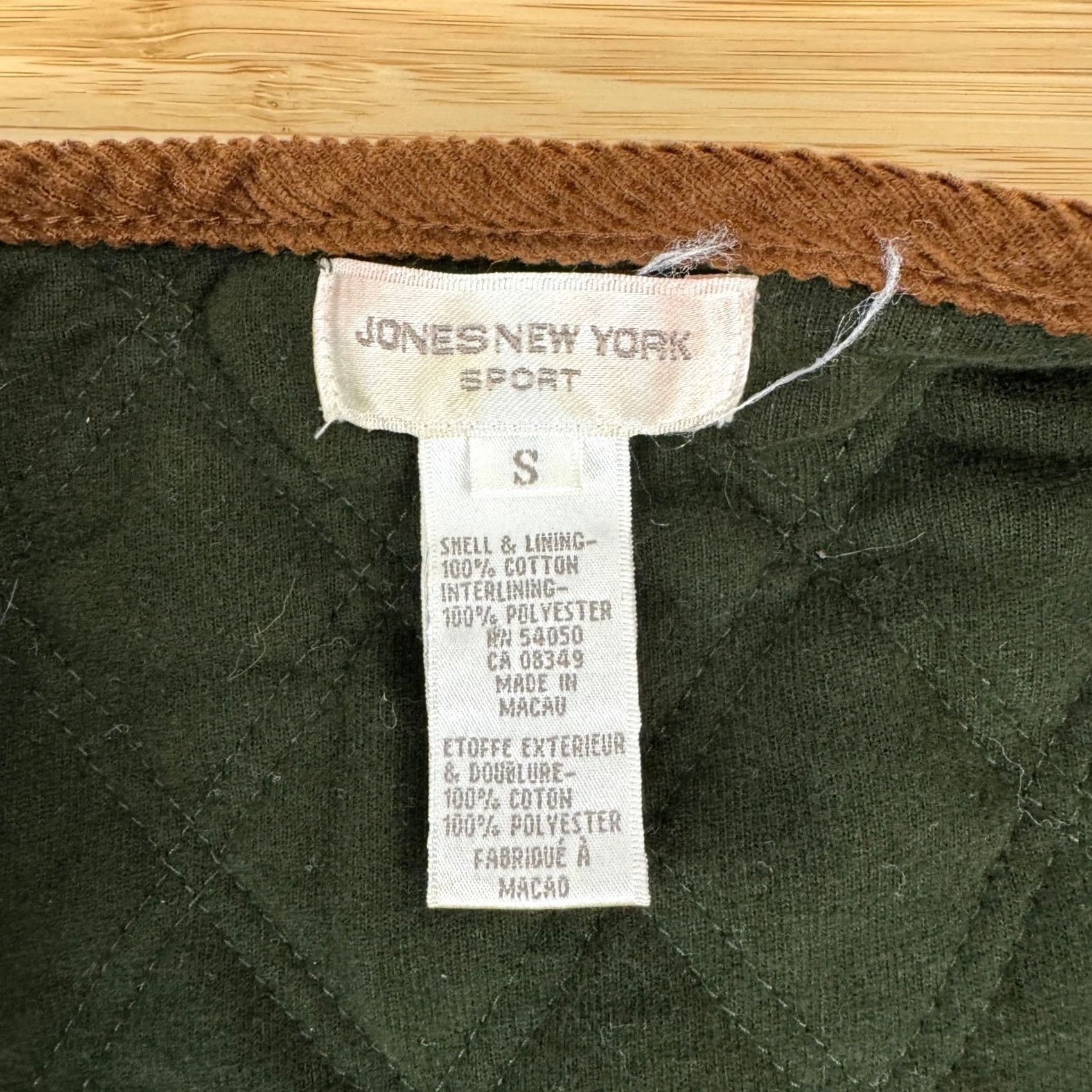 Jones New York VINTAGE Jones New York Sport Quilted Jacket S Equestrian Belt Print Green Brown Size S / US 4 / IT 40 - 6 Thumbnail