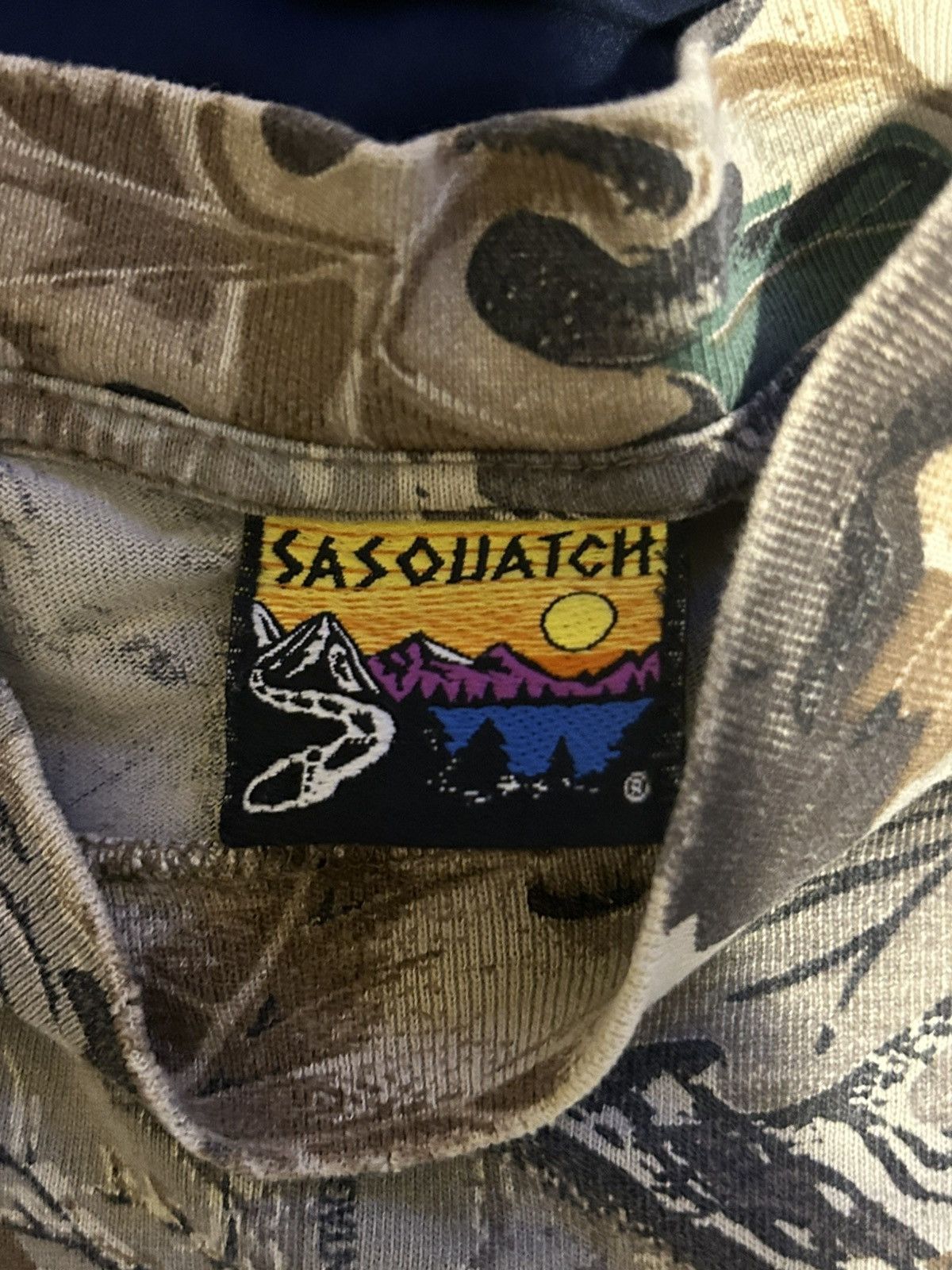Sasquatchfabrix Vintage Real tree camo long sleeve Size US L / EU 52-54 / 3 - 5 Thumbnail