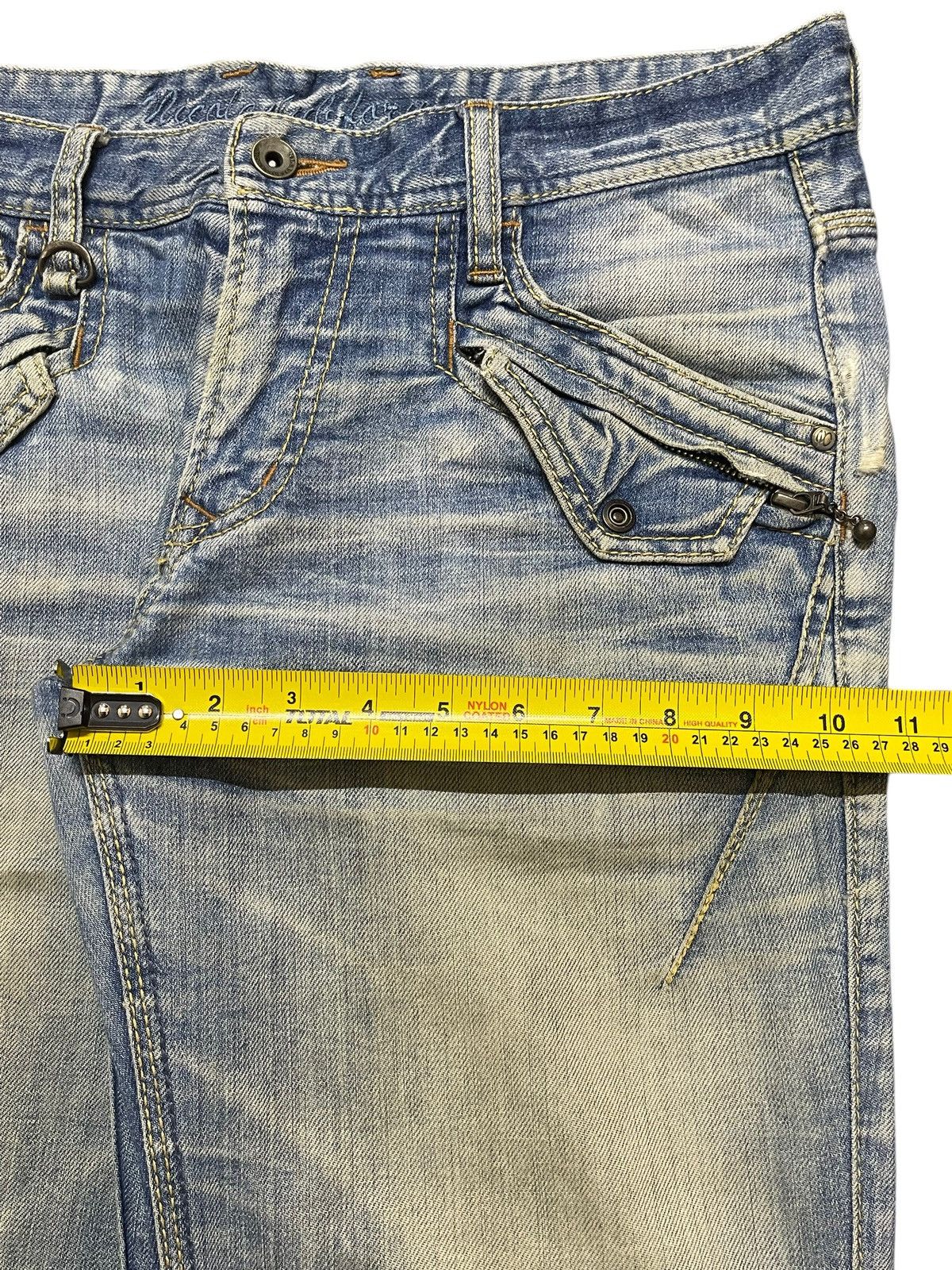 Nicole Club Vintage Nicole Club Mud Wash Faded Whisker Style Loose Jeans Size US 32 / EU 48 - 15 Thumbnail