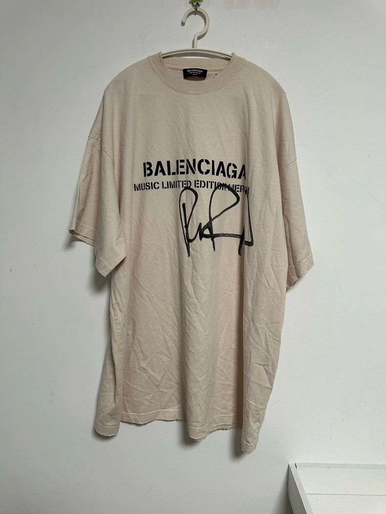 Balenciaga Balenciaga Music Limited Edition Short Sleeve T-Shirt Size US L / EU 52-54 / 3 - 1 Thumbnail