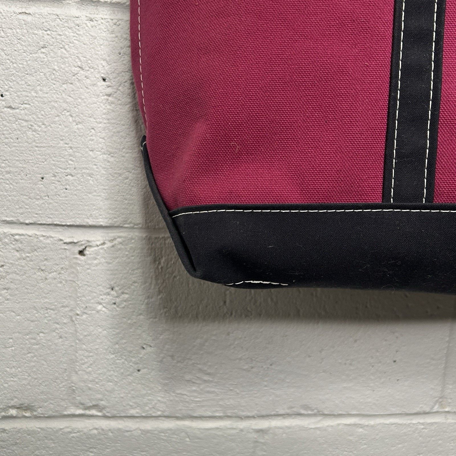L.L. Bean L.L. Bean Two-Tone Boat & Tote Bag “Magenta Black” Size ONE SIZE - 6 Thumbnail