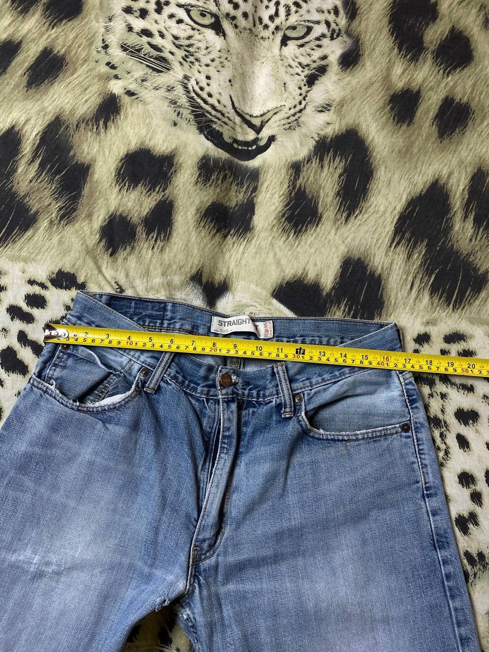 Levi's × Vintage Vintage Levi’s Distressed 505 Jeans Size US 34 / EU 50 - 14 Thumbnail
