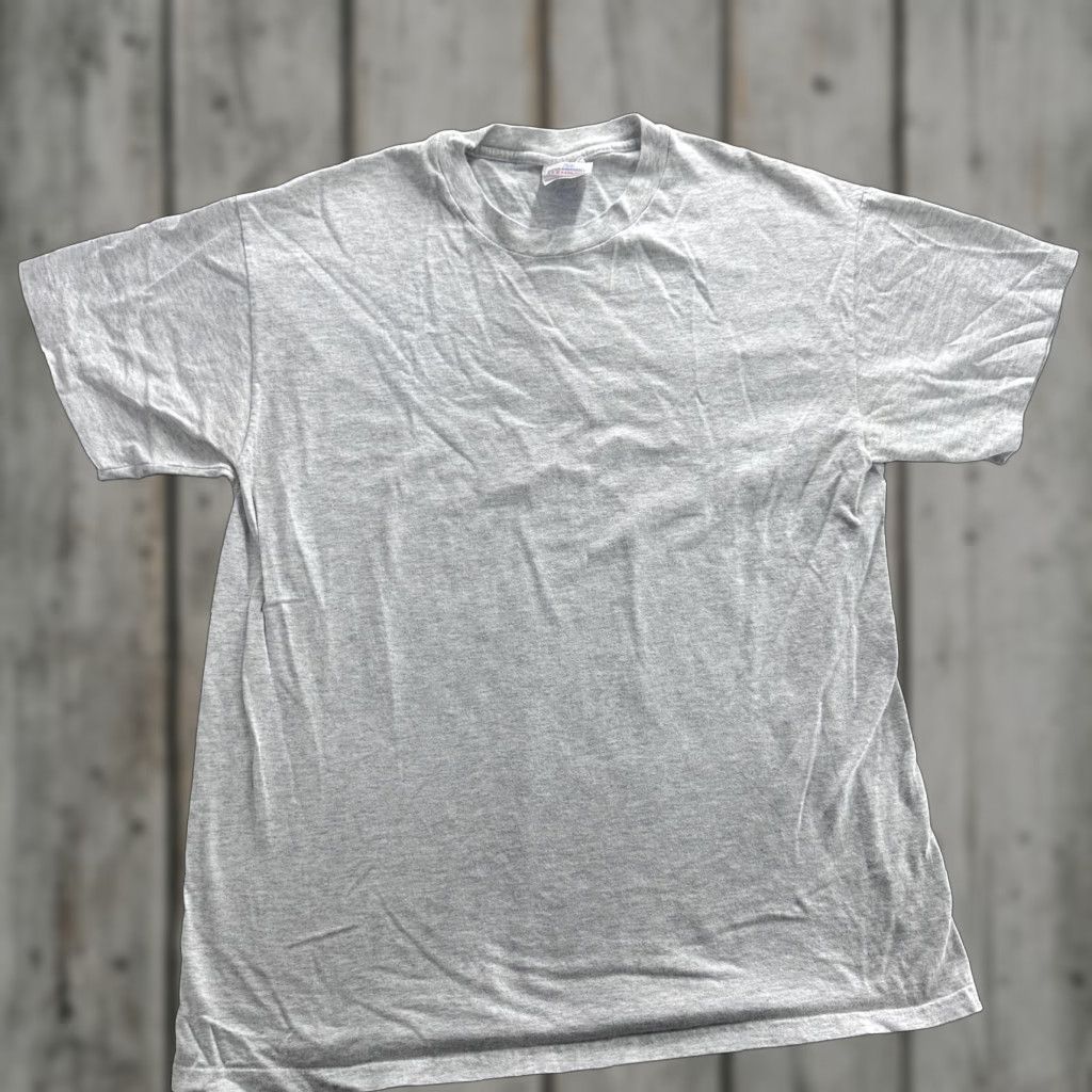Hanes Sun Saloon and Restaurant Shirt Mens Large Gray Hanes Heavyweight Graphic Print Crew Neck Short Sleeve T-Shirt MN 90s Theme Size US L / EU 52-54 / 3 - 1 Thumbnail
