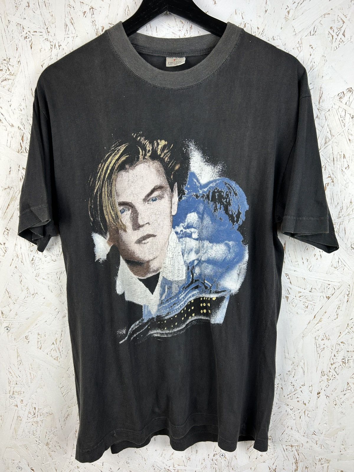 Vintage 90s Vintage Leonardo Dicaprio Titanic Movie Rap Tee T-Shirt Size US M / EU 48-50 / 2 - 1 Thumbnail