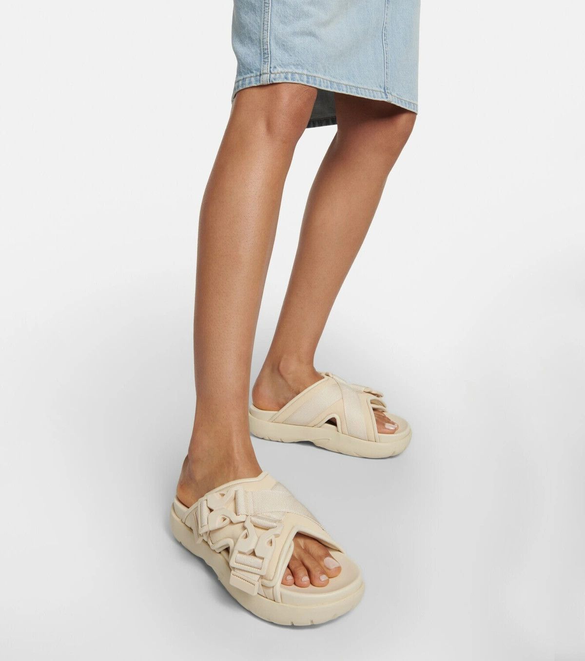 Bottega Veneta o1y0725 Slippers in Ivory Size US 11 / IT 41 - 5 Thumbnail