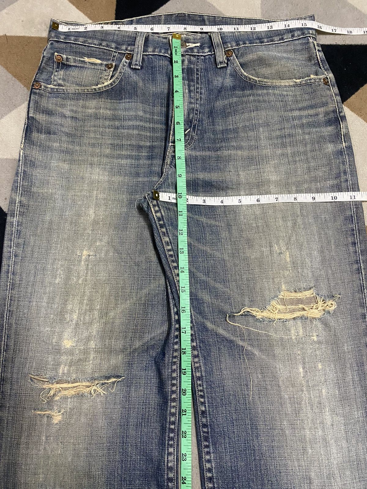 Levi's Vintage Levis 502 90s Distressed Loose Jeans Size US 31 - 14 Thumbnail