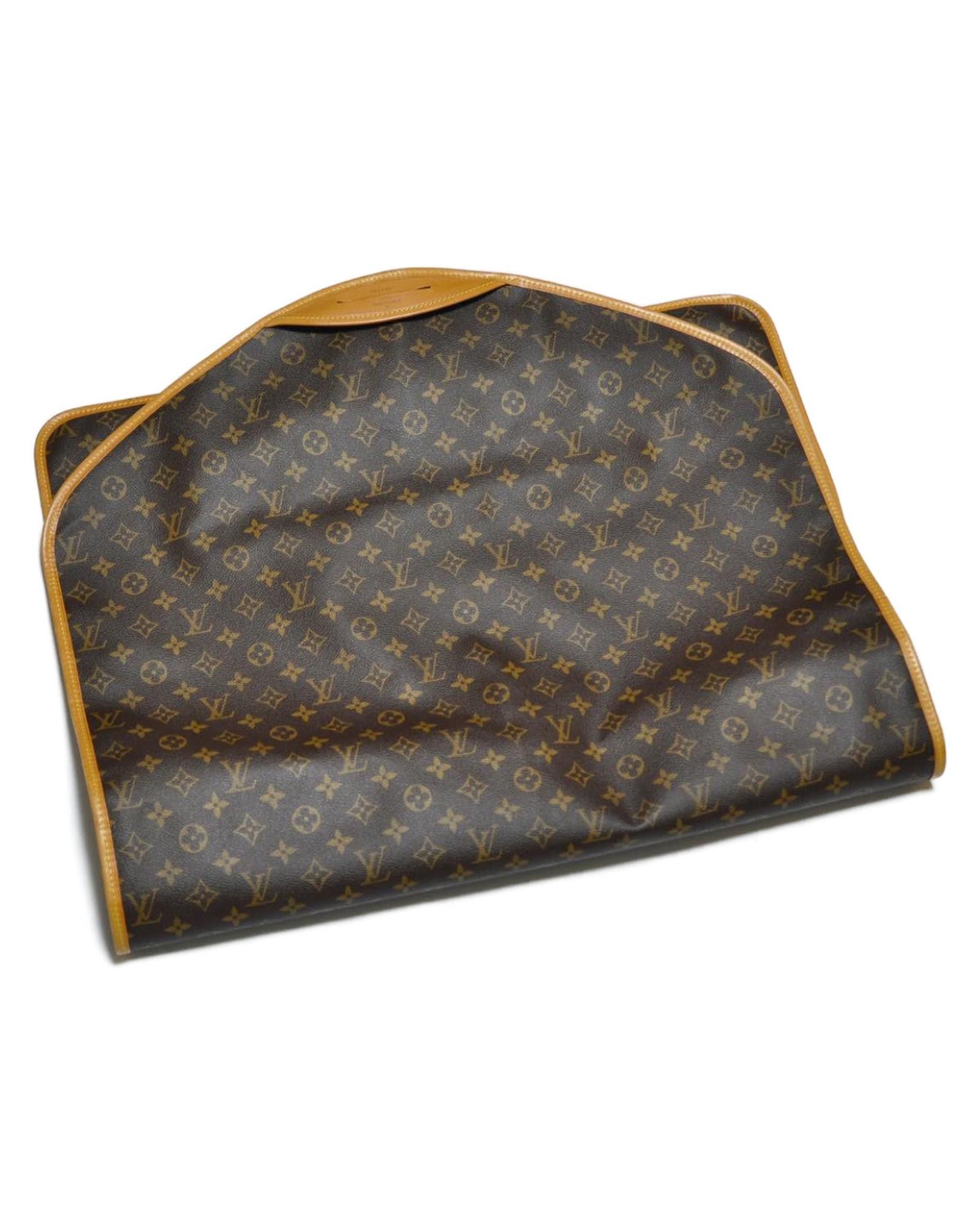 image of Louis Vuitton Golf Cup Garment Cover - Monogram Canvas, Women's