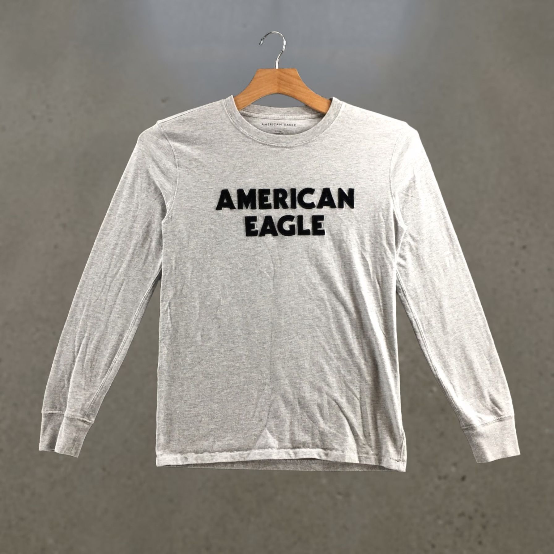 American Eagle Outfitters American Eagle Outfitters T-Shirt Mens S Gray Cotton Blend Long Sleeve Pullover Size US S / EU 44-46 / 1 - 1 Thumbnail