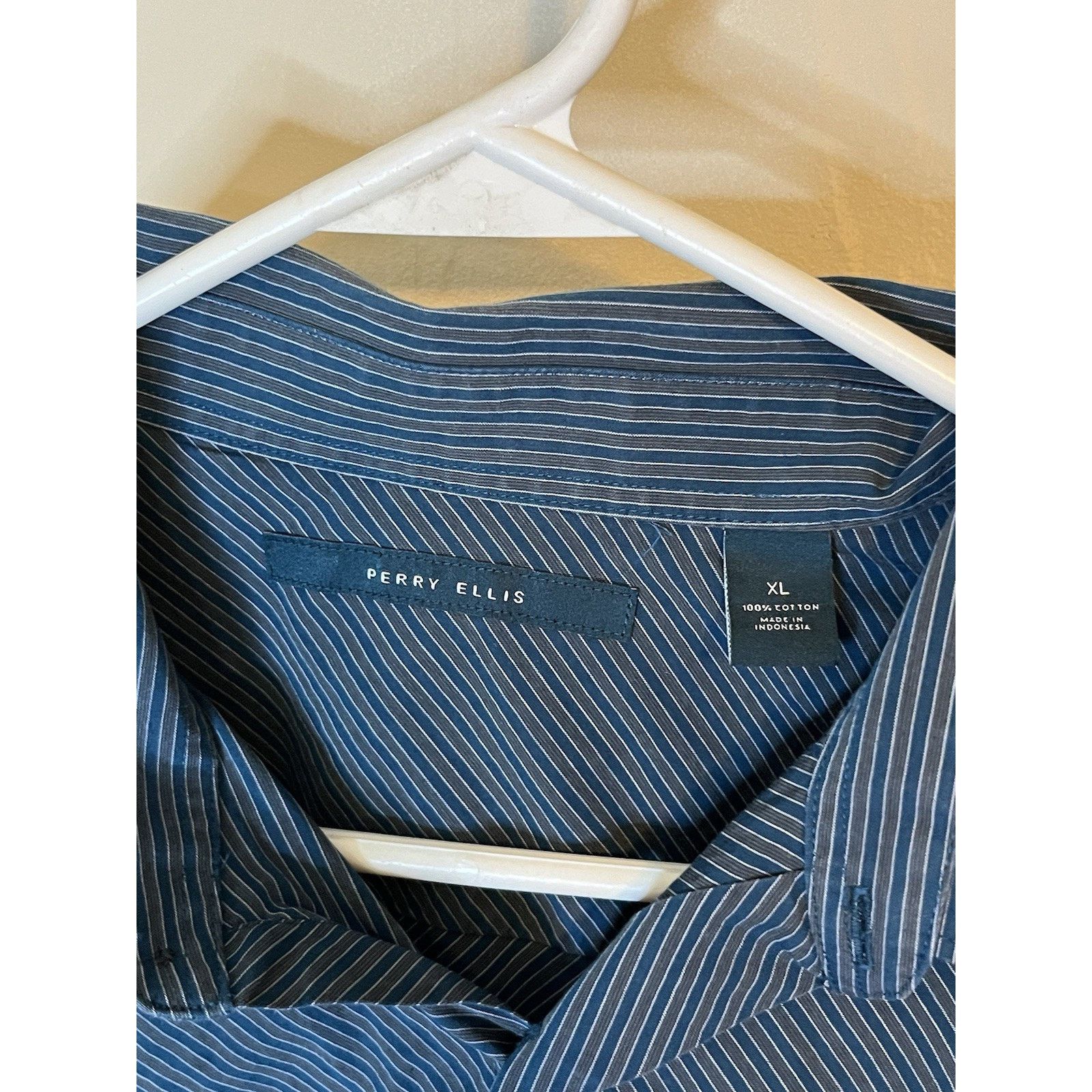 Perry Ellis Perry Ellis Mens XL Blue Striped Button Up Dress Shirt Size US XL / EU 56 / 4 - 2 Thumbnail
