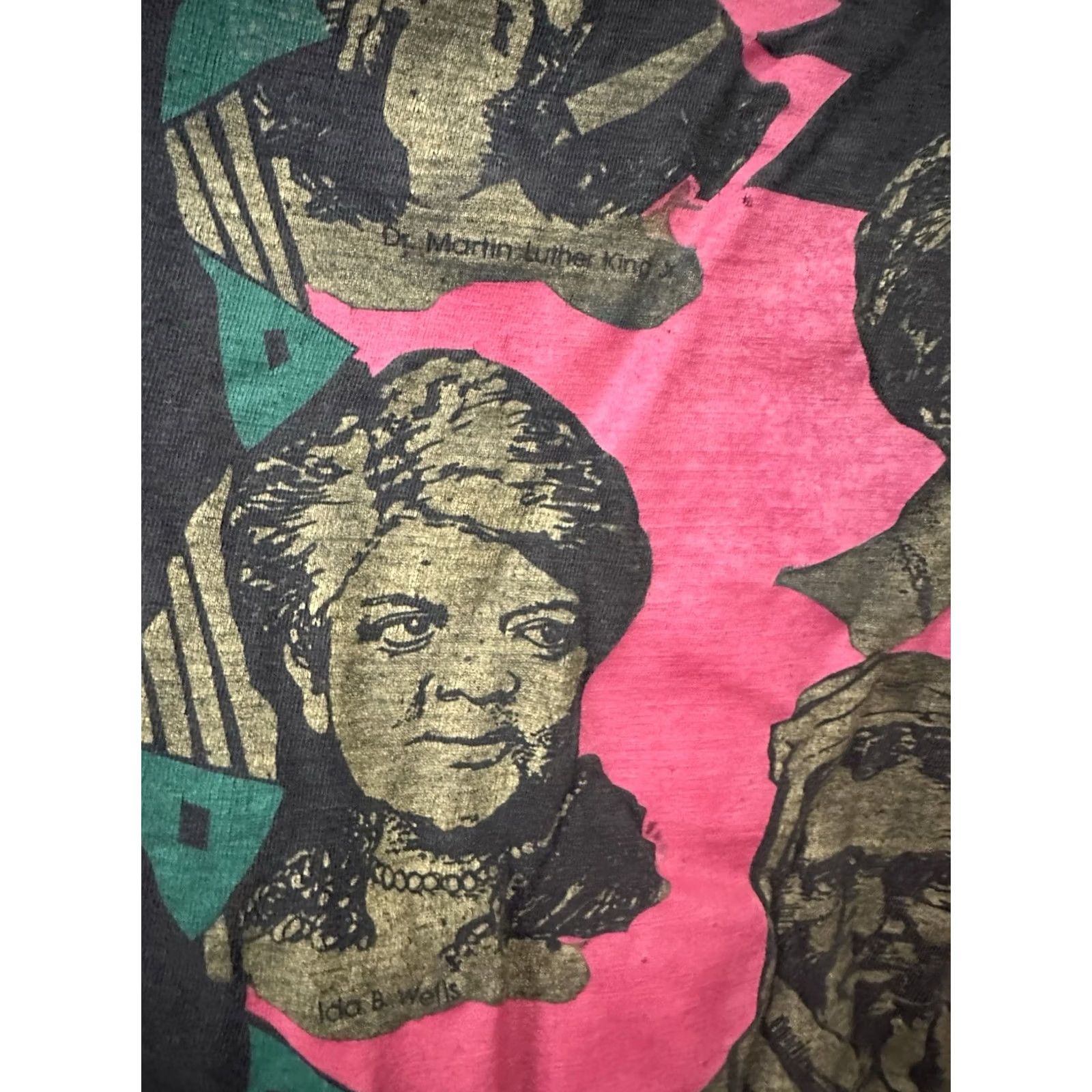 Vintage VTG 90s Black History Heroes Heritage MLK Rosa Parks DeBois AOP Faded T-Shirt XL Black Mens Size US XL / EU 56 / 4 - 6 Thumbnail