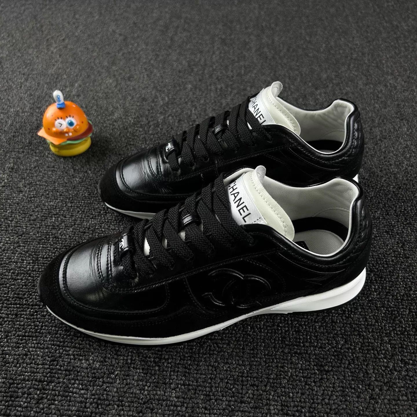 Chanel Chanel 25P Black Deertrainers 35.5 Size US 5 / IT 35 - 1 Thumbnail