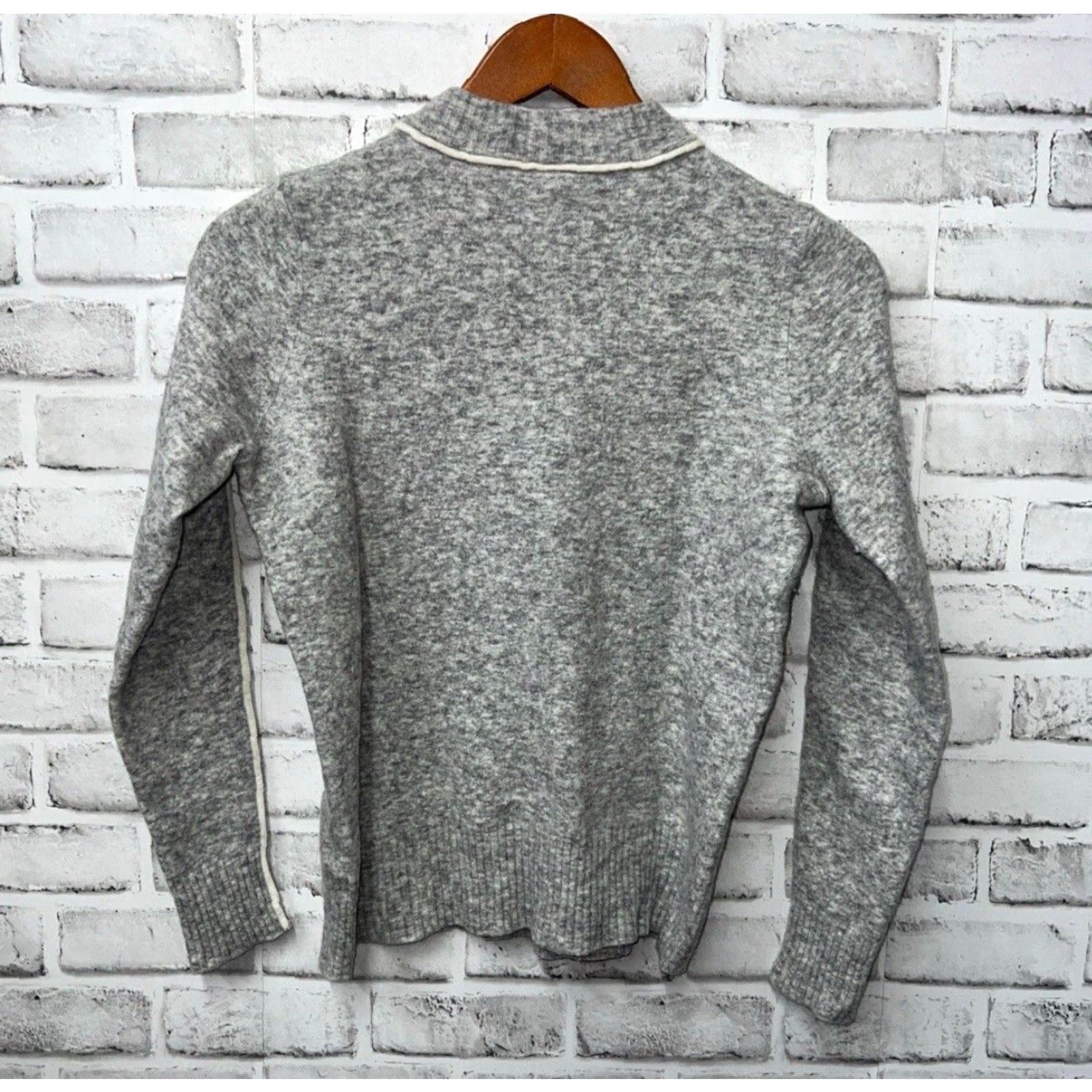 Athleta VINTAGE Athleta Wool Blend Sweater Pullover Womens Small Gray Casual Fall Size S / US 4 / IT 40 - 4 Thumbnail