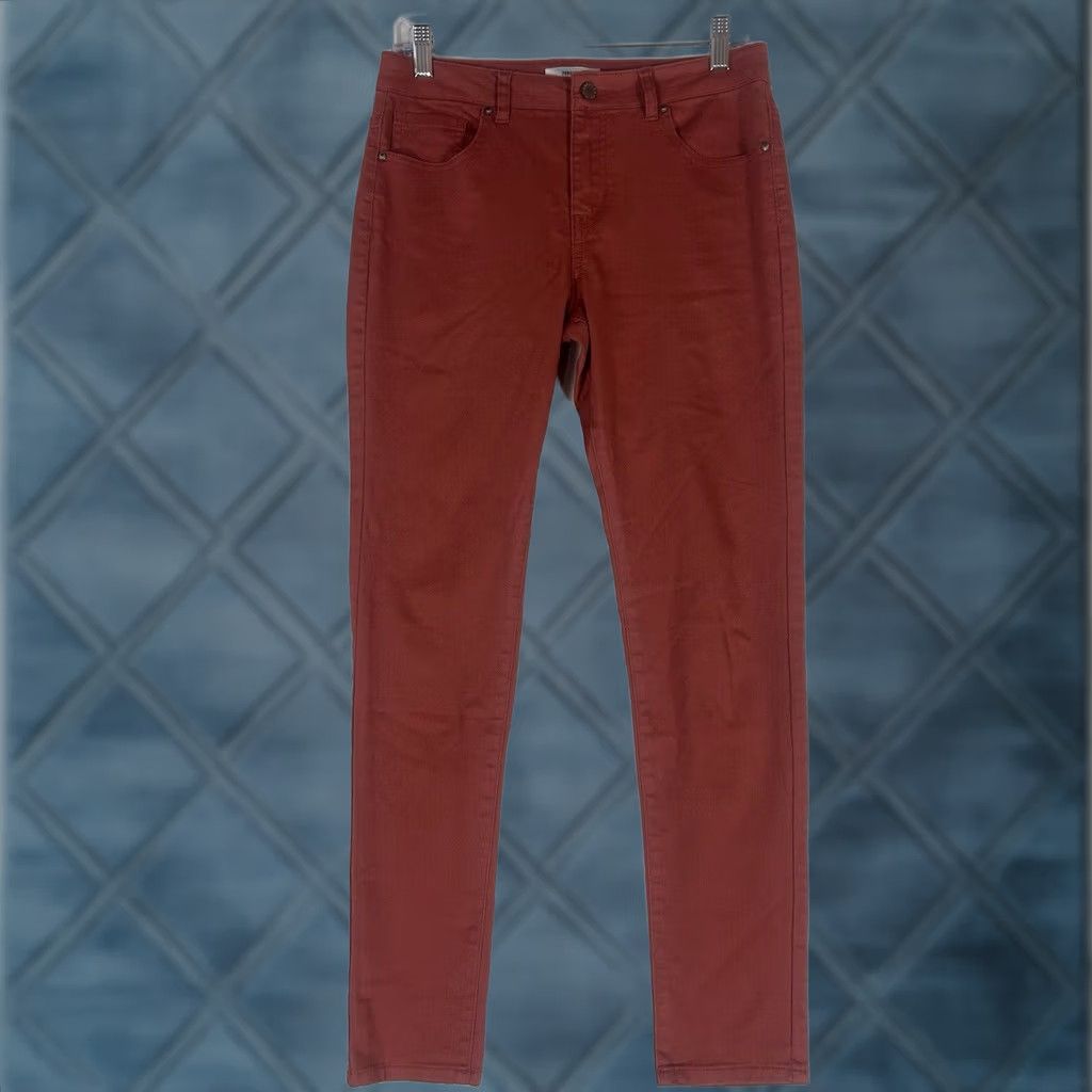 Forever 21 Forever 21 Casual Chino Pants Womens 28 Red Denim Mid Rise Medium Wash Pockets Size 28" / US 6 / IT 42 - 1 Thumbnail