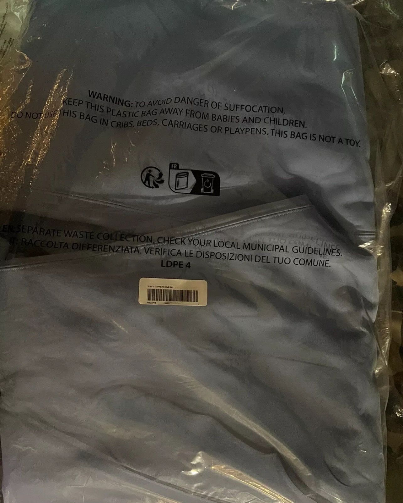 Supreme Supreme Windstopper Overall Ski Snowboard Water resistant Size US 34 / EU 50 - 4 Thumbnail