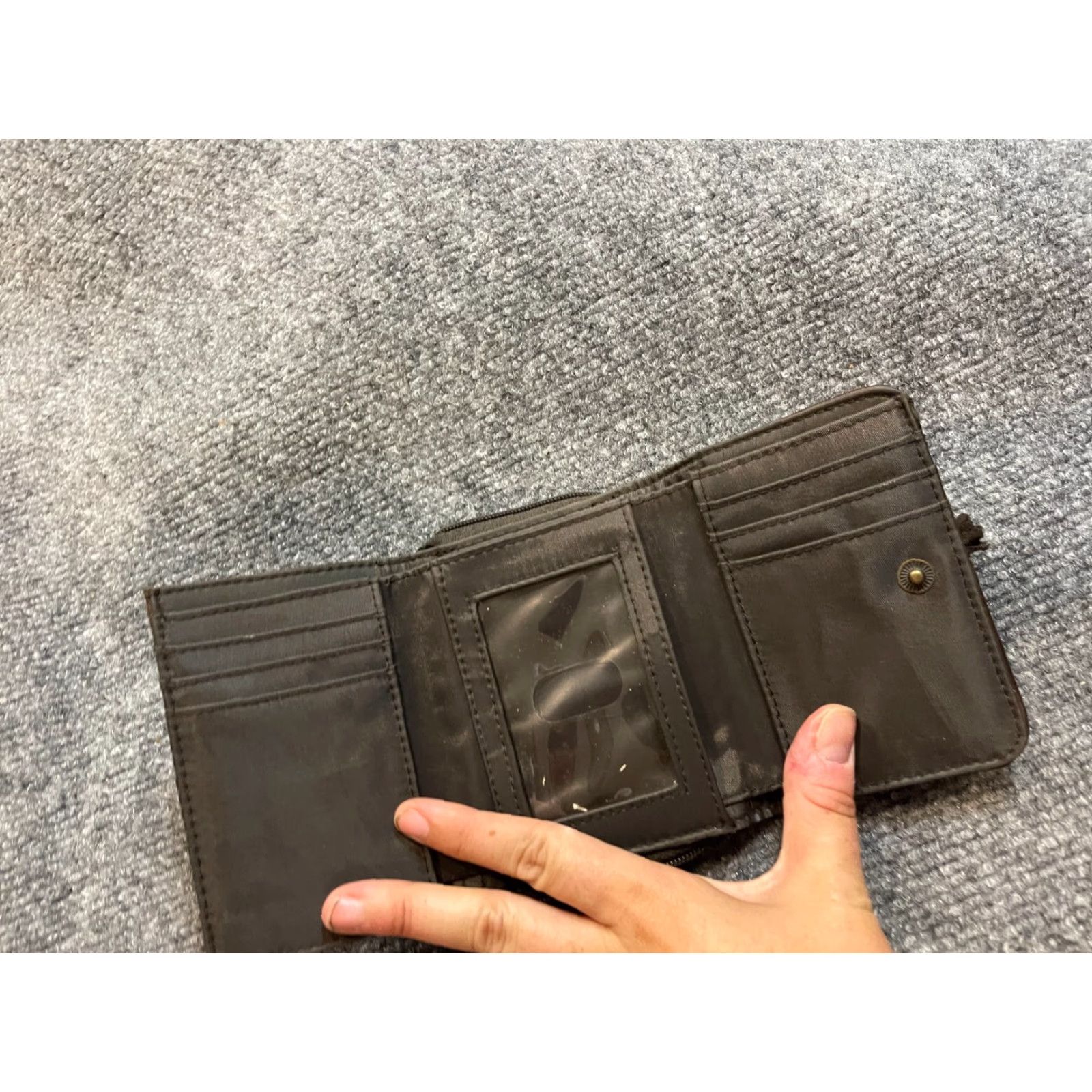 Vintage Womens Wallet Brown RGA Accessories Tri Fold Multiple Card Slots and Compartment Size ONE SIZE - 2 Thumbnail