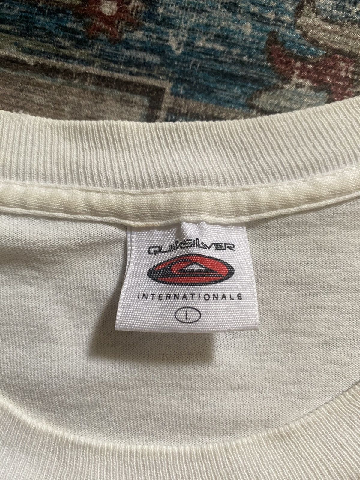 Vintage Vintage RARE Quiksilver 25 Years of real surfing T Shirt Size US L / EU 52-54 / 3 - 6 Thumbnail